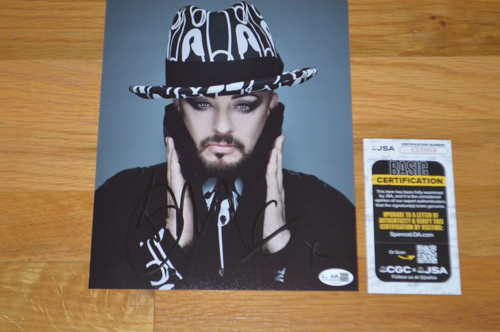 BOY GEORGE Autographed Color 8x10 Photo with JSA COA, изображение 4