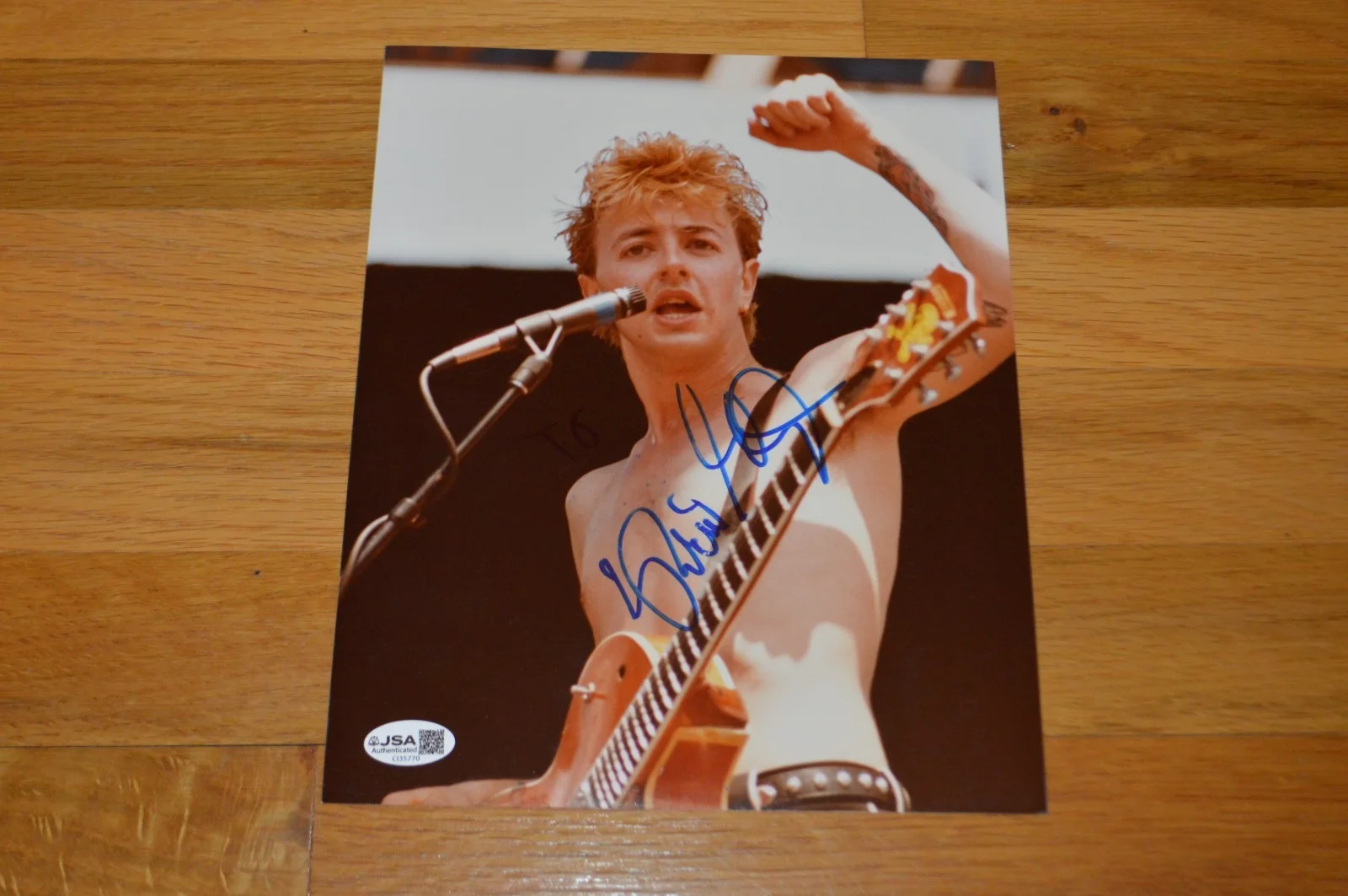 The Stray Cats ~ Brian Setzer Autographed 8x10 Vintage Photo with JSA COA, image 2