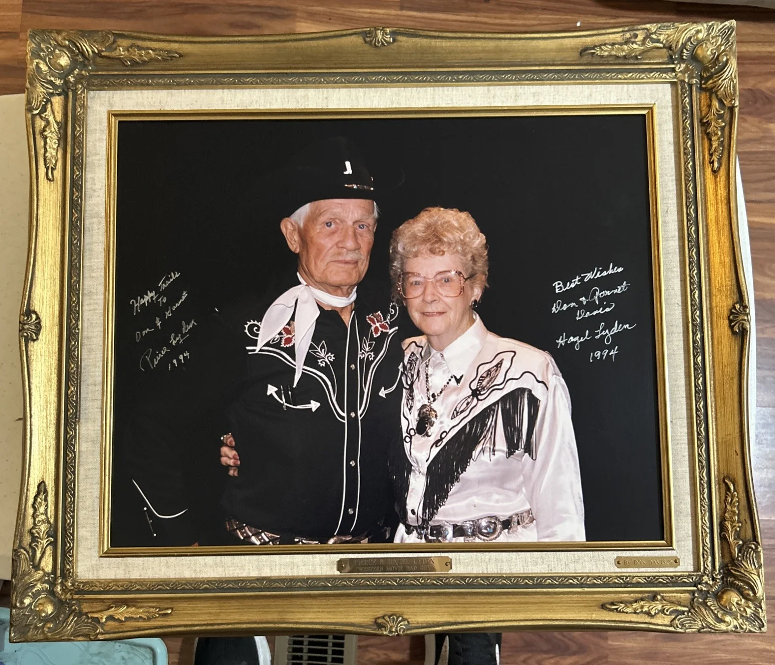 Pierce And Hazel Lyden — Pierce Lyden Western Star Hand Signed 20x 26 Photo In Vintage Gold Ornate Frame