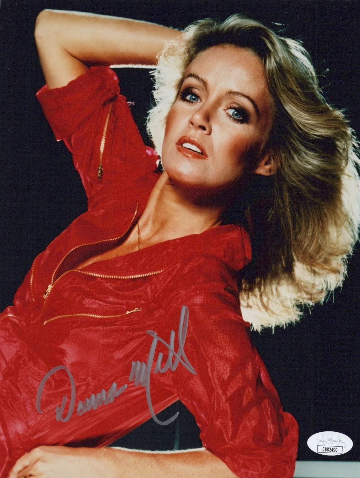 DONNA MILLS — DONNA MILLS Signed KNOTTS LANDING 8x10 Photo ABBY CUNNINGHAM Autograph JSA COA