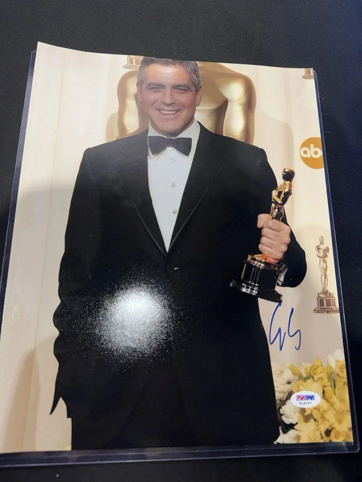 George Clooney — GEORGE CLOONEY Signed HUGE 11 x 14 ACADEMY AWARD Photo Autograph PSA/DNA AUTO, image 2