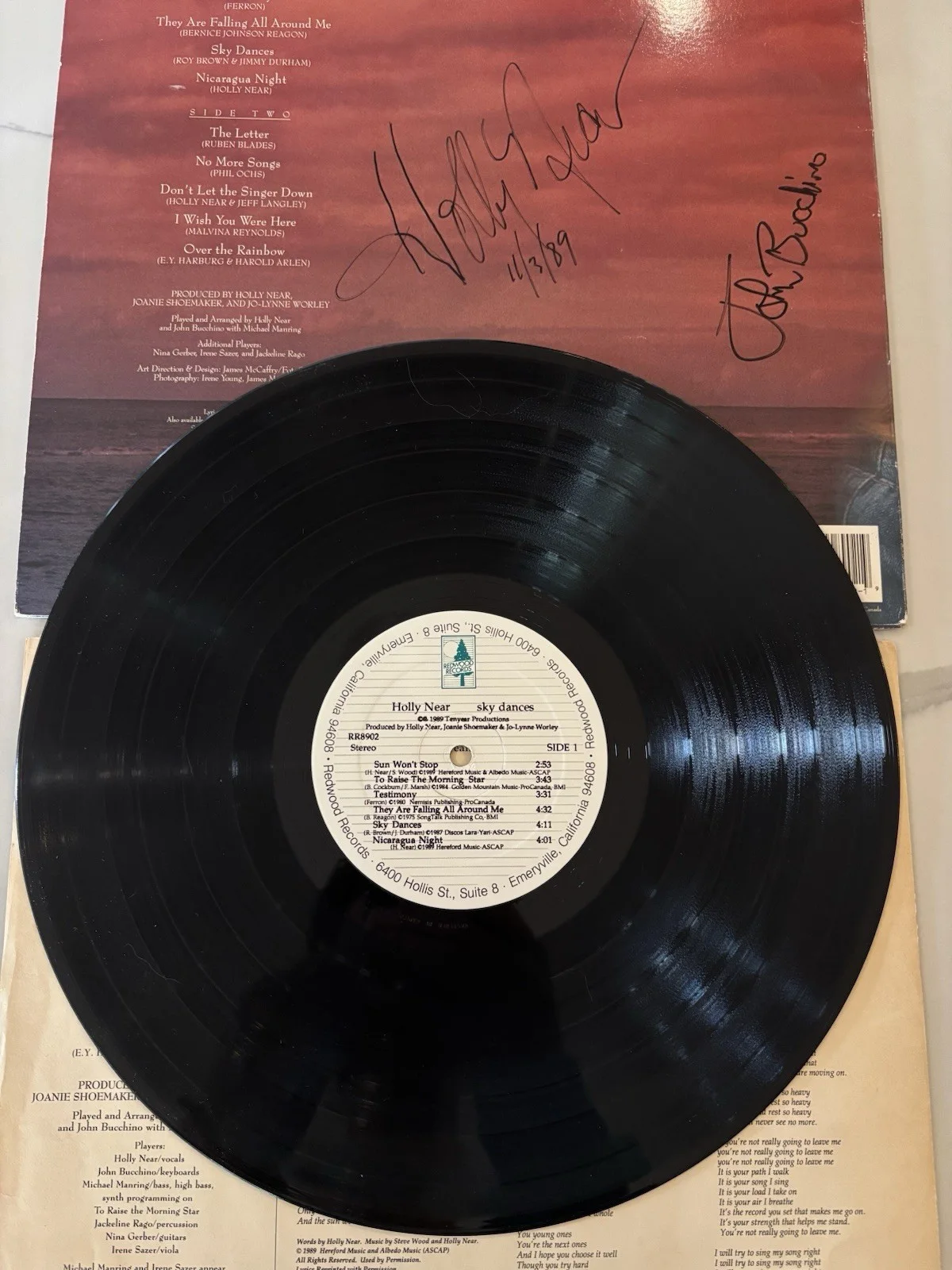 Holly Near And John Bocchino Signed Album: ‘Sky Dances’ From 1989. Rare Vinyl., изображение 2