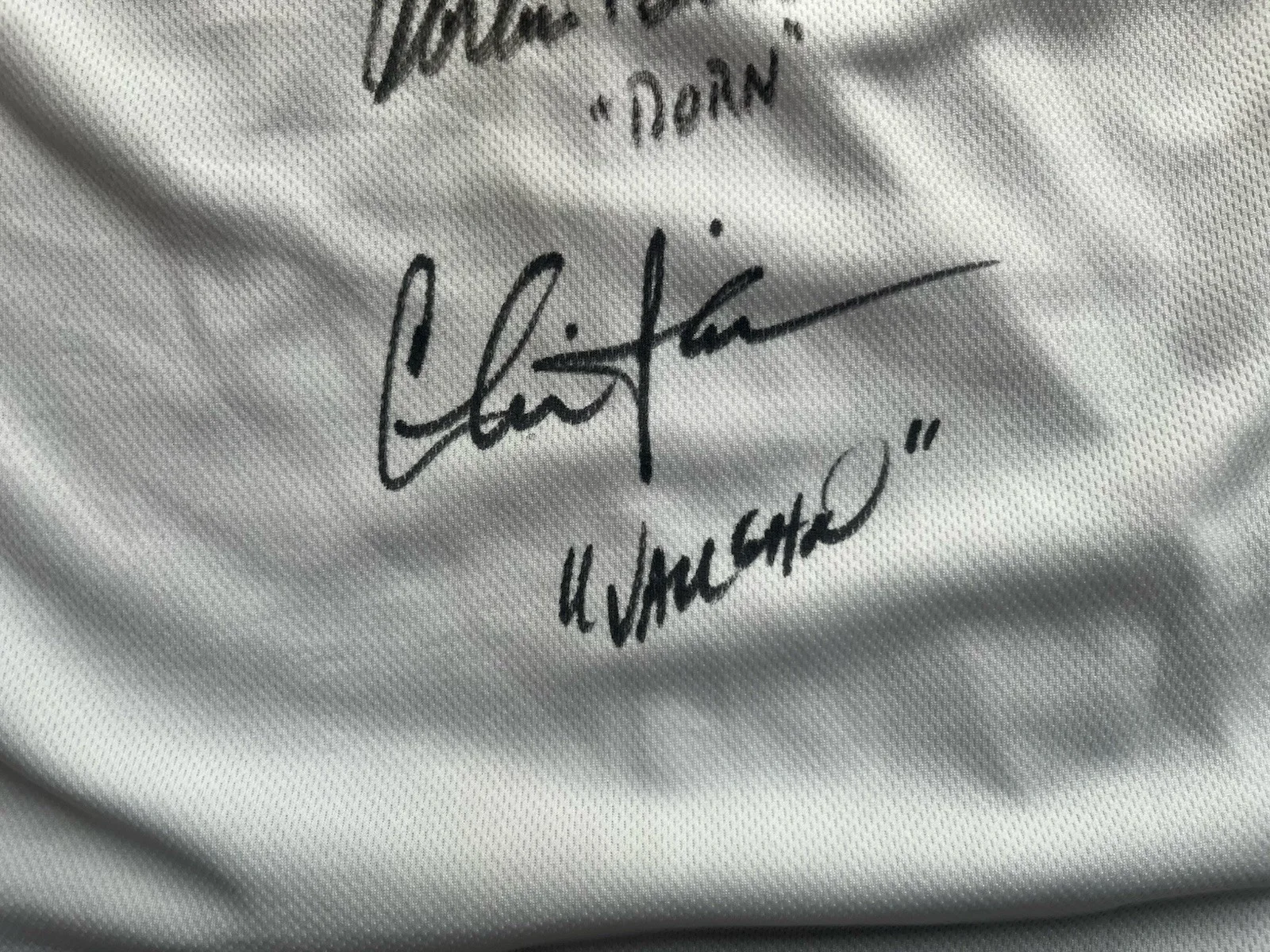 Charlie Sheen — Charlie Sheen Corbin Bernsen Signed Major League Jersey ASI COA Vaughn Dorn, изображение 5