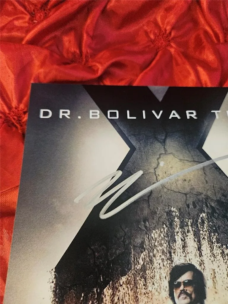 PETER DINKLAGE — PETER DINKLAGE HAND SIGNED AUTOGRAPHED 8X10 PHOTO X-MEN DR BOLIVAR TRASK W/ COA, image 4
