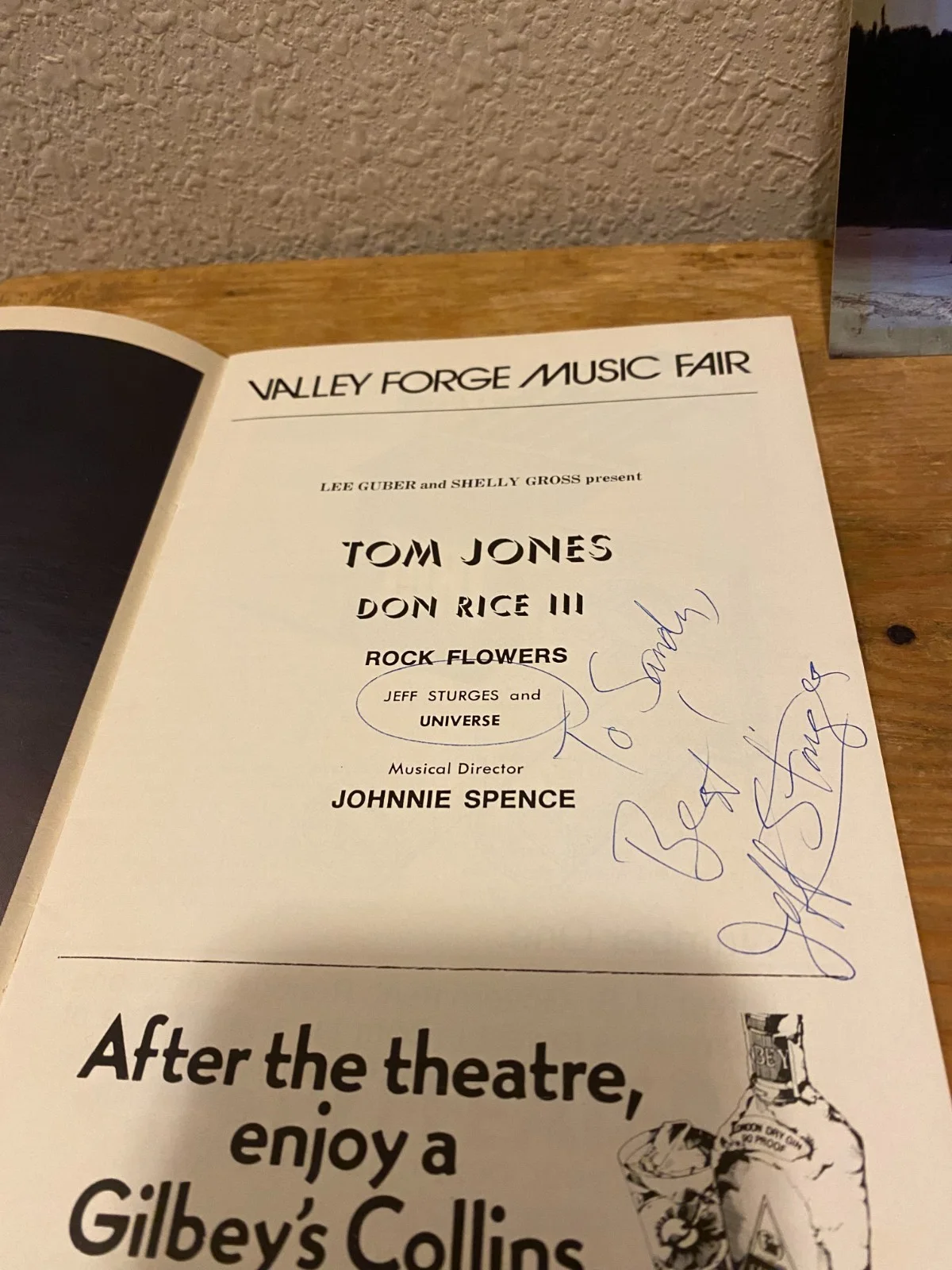 Tom Jones, Jeff Sturges — TOM JONES & JEFF STURGES Signed Playbill from 1972 + 8X10 Facsimile Autograph, изображение 3