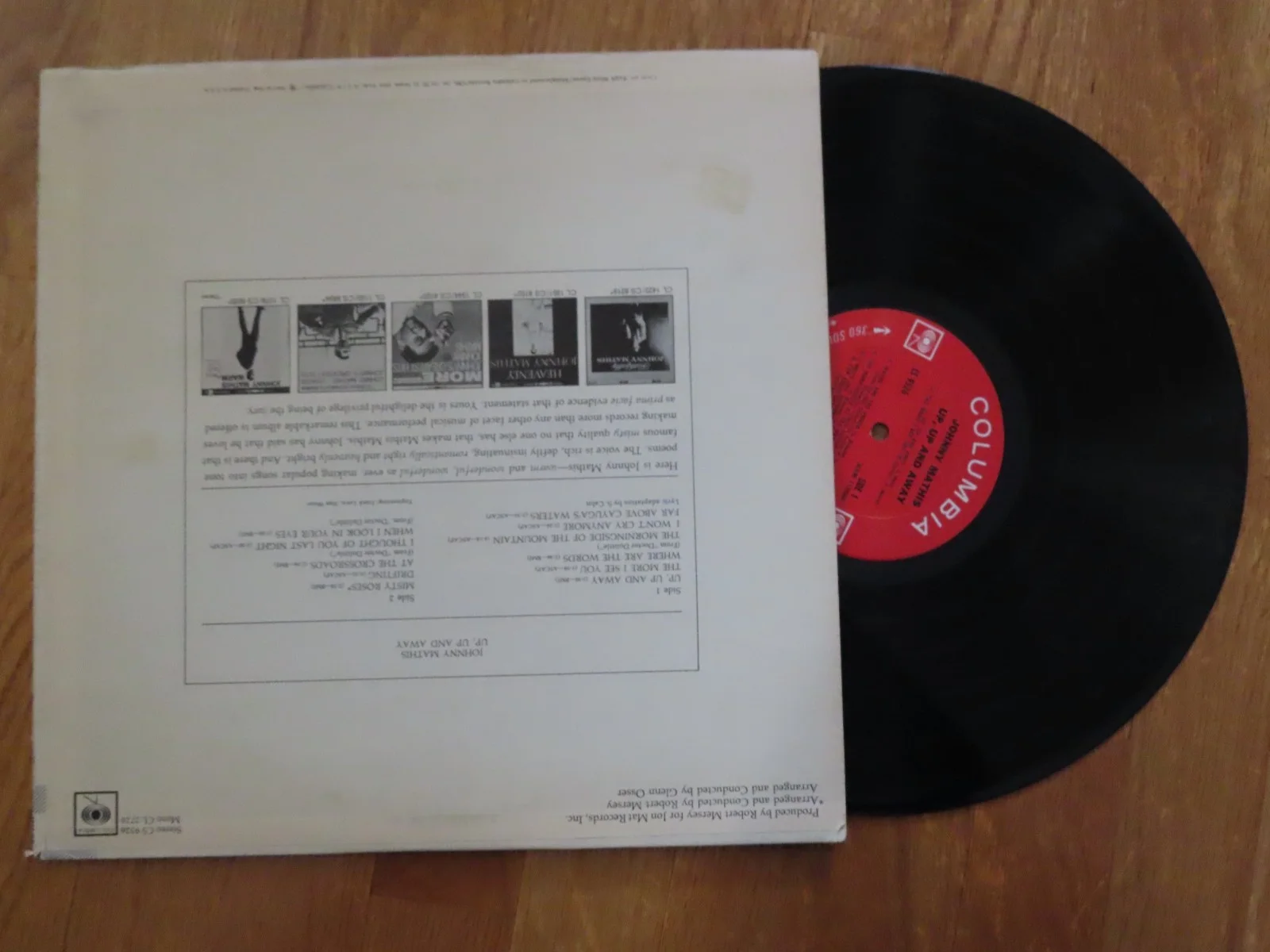 American Singer JOHNNY MATHIS signed UP, UP AND AWAY 1967 Record / Album COA, image 2
