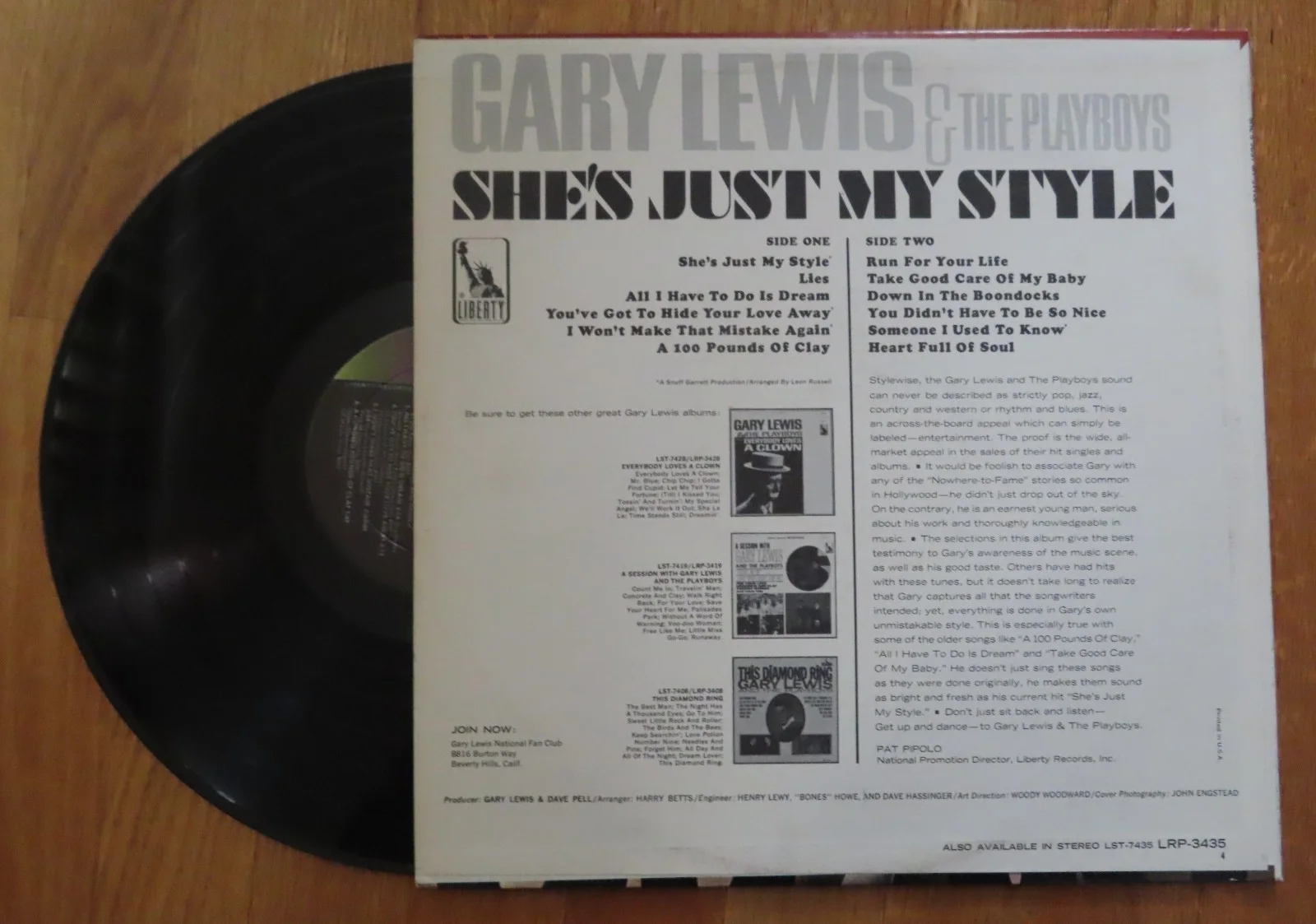 GARY LEWIS AND THE PLAYBOYS signed SHE'S JUST MY STYLE 1965 Record / Album COA, изображение 3