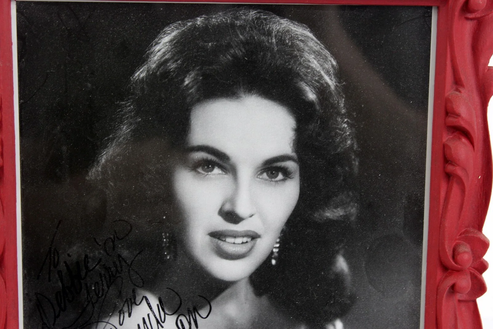 WANDA JACKSON Autographed/Inscribed Capitol Records Photograph Dated 2010, image 2