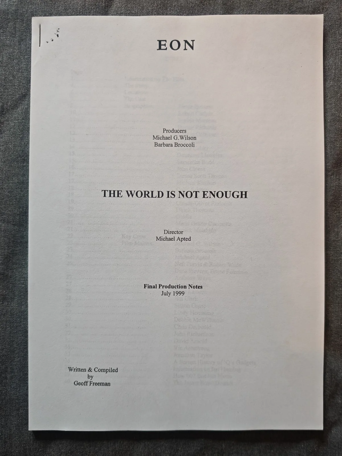 Final Production Notes 79 pages & Cast Pictures - TheWorld Is Not Enough 007, image 2