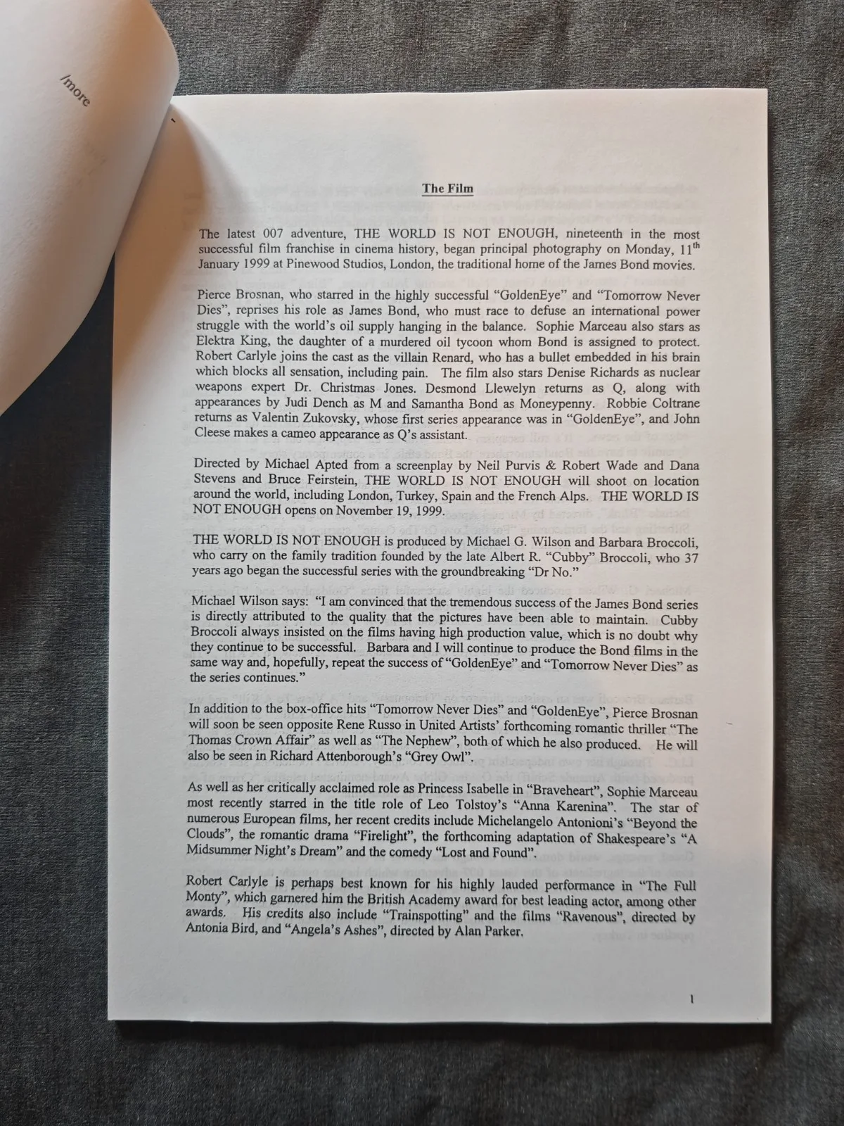 Final Production Notes 79 pages & Cast Pictures - TheWorld Is Not Enough 007, image 4