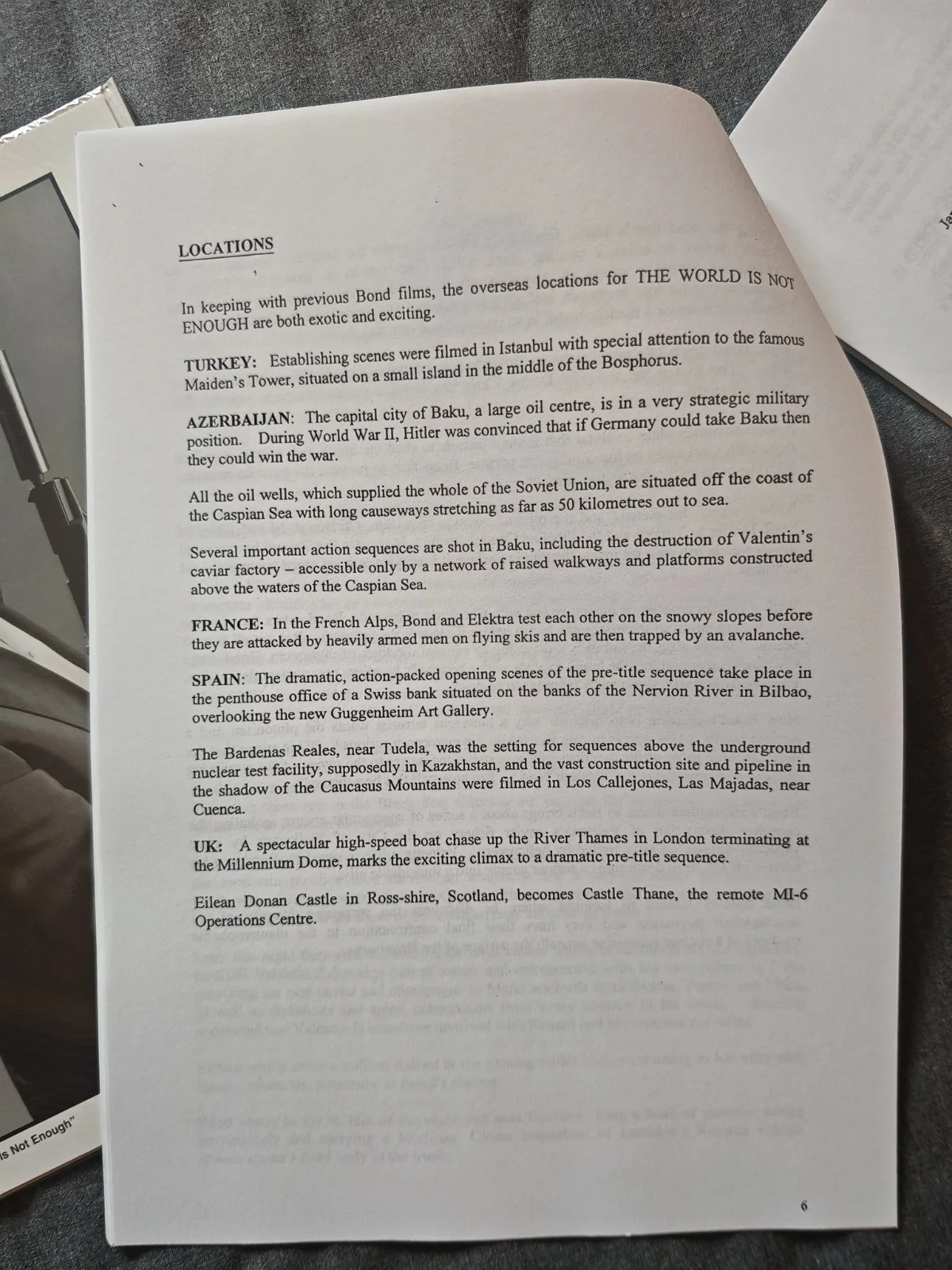Final Production Notes 79 pages & Cast Pictures - TheWorld Is Not Enough 007, image 5