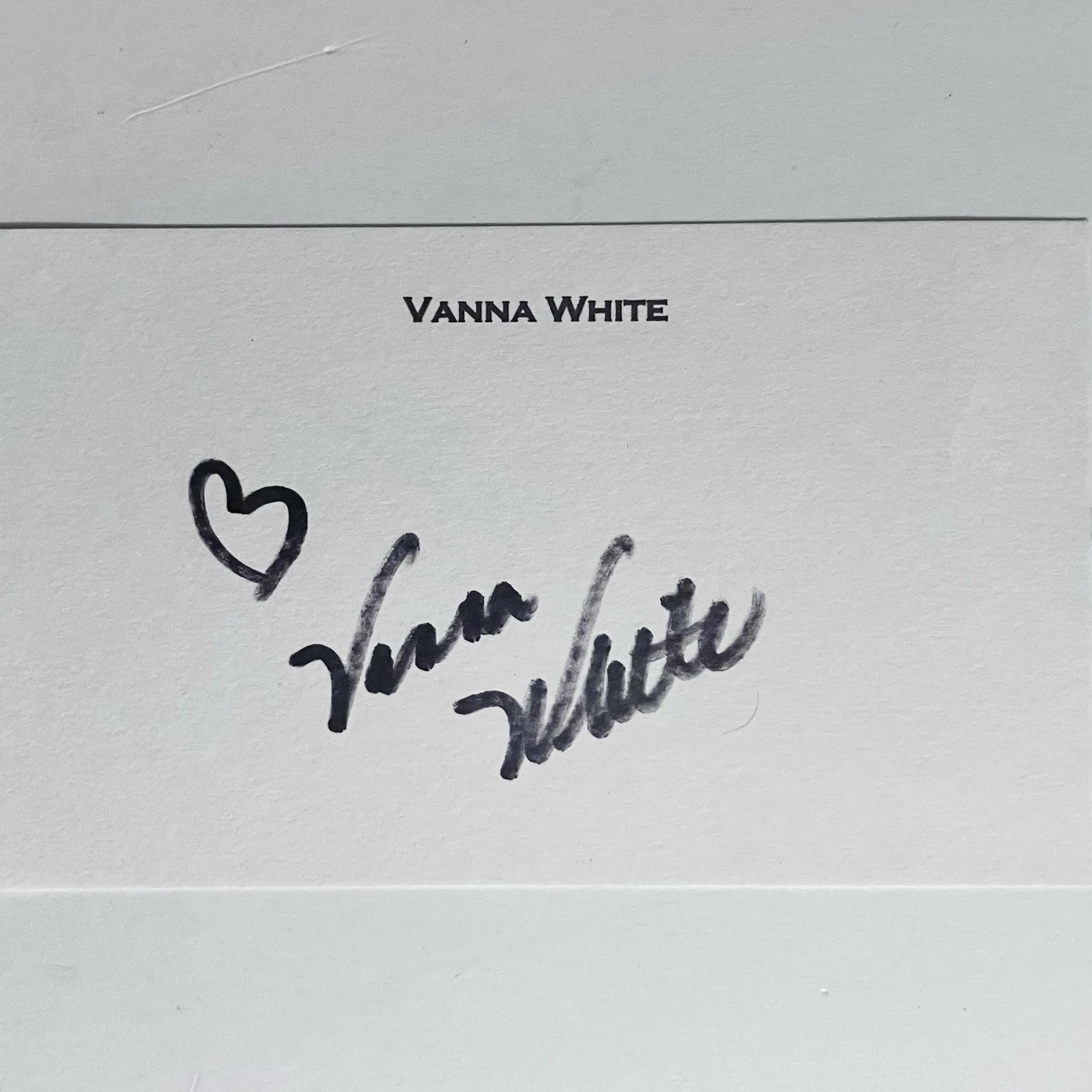 Vanna White — VANNA WHITE Signed 3x5 Card / WHEEL OF FORTUNE Game Show / AUTHENTIC Signature!!, изображение 2