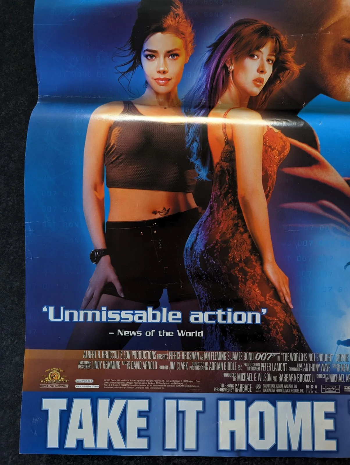 THE WORLD IS NOT ENOUGH - BOND 007 VIDEO DVD RELEASE PROMO POSTER - 1999, изображение 4