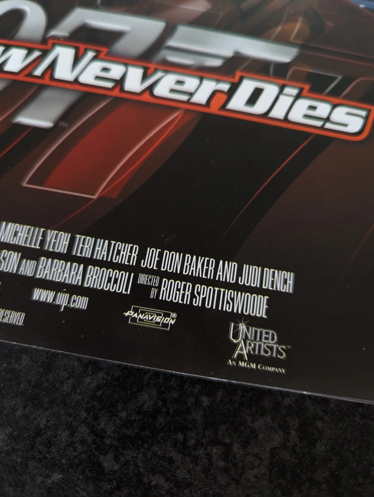 TOMORROW NEVER DIES BOND 007 - 1997 ORIGINAL UK MINI CINEMA MOVIE POSTER 12"x16", изображение 5