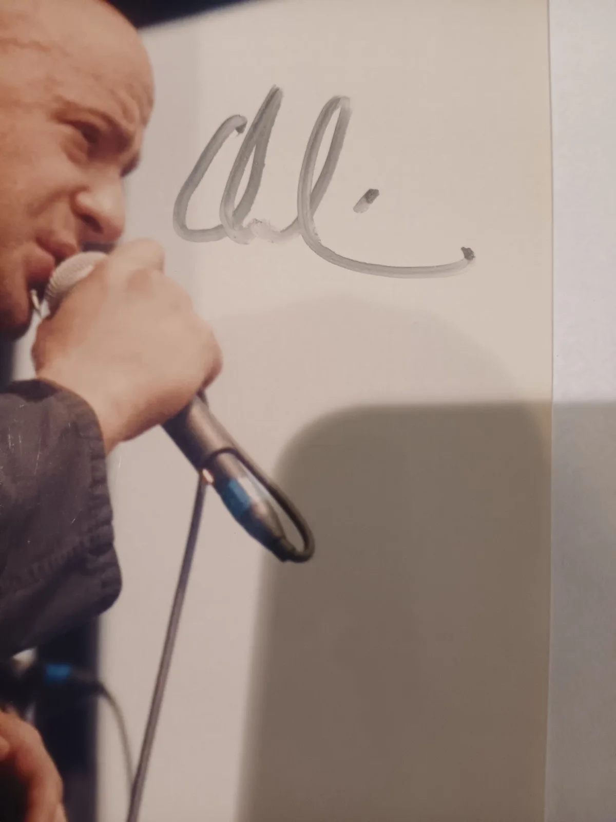 **Autographed** DISTURBED signed david drainman 8x10, изображение 2