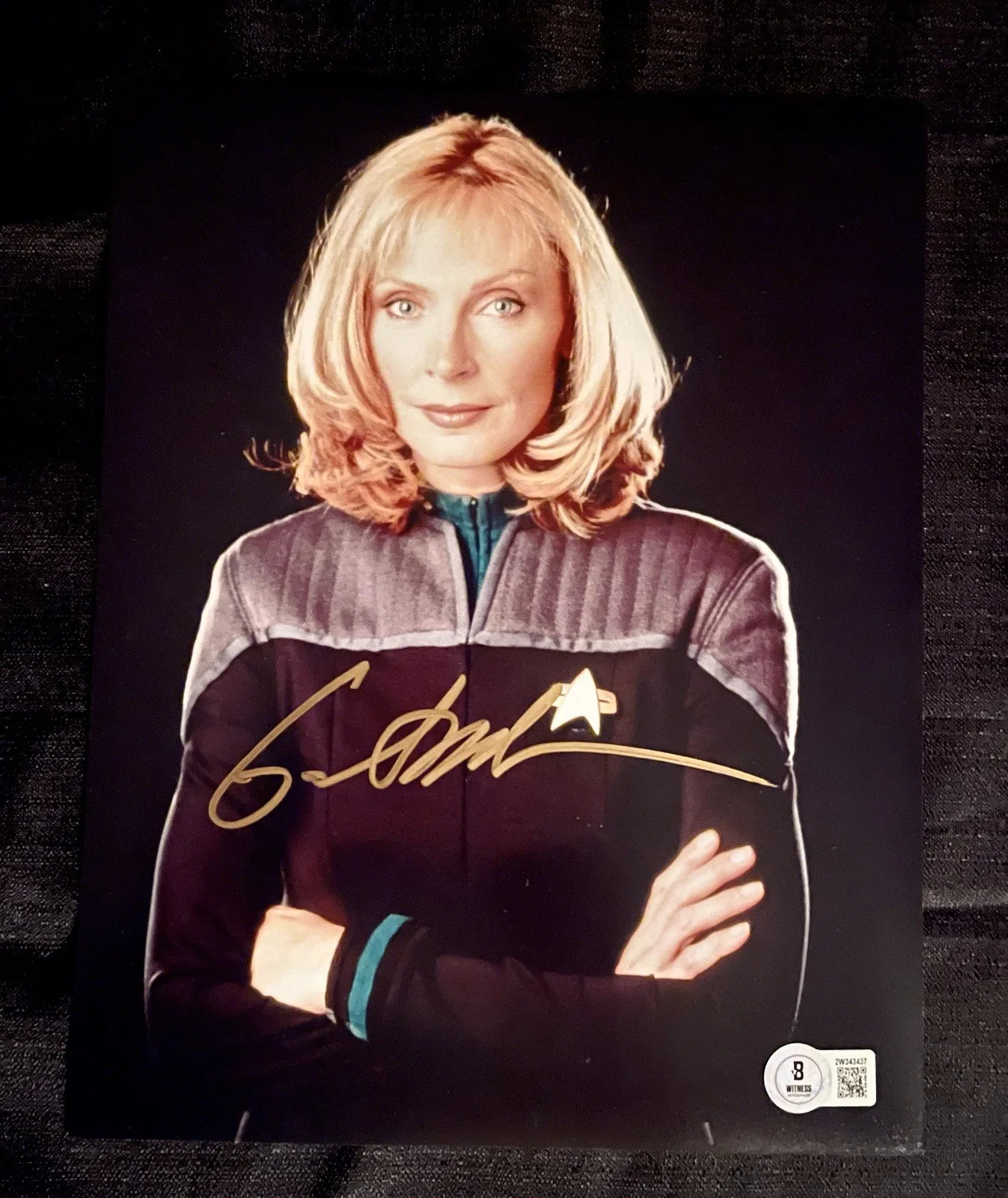 Gates McFadden — Gates McFadden STAR TREK TNG Signed 8X10 Photo Beckett