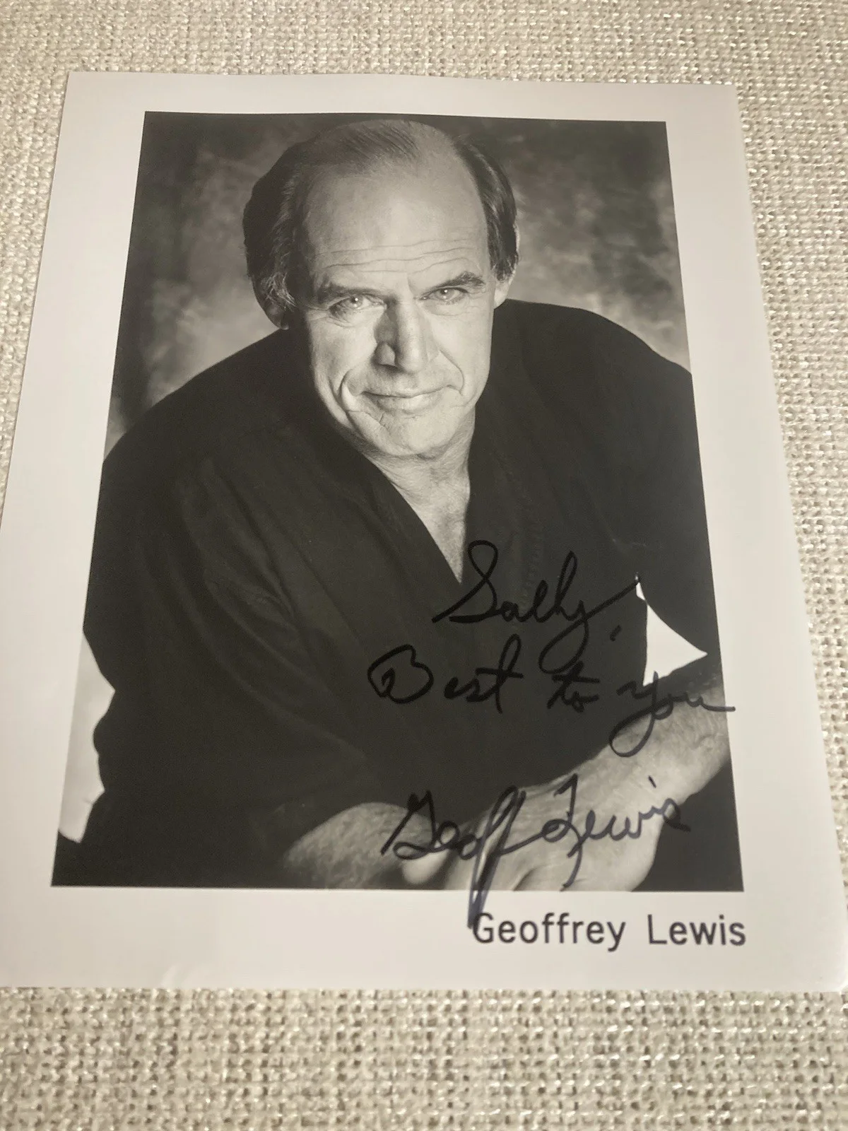 geoffrey lewis — Autograph Picture of Geoffrey Lewis -actor Deceased