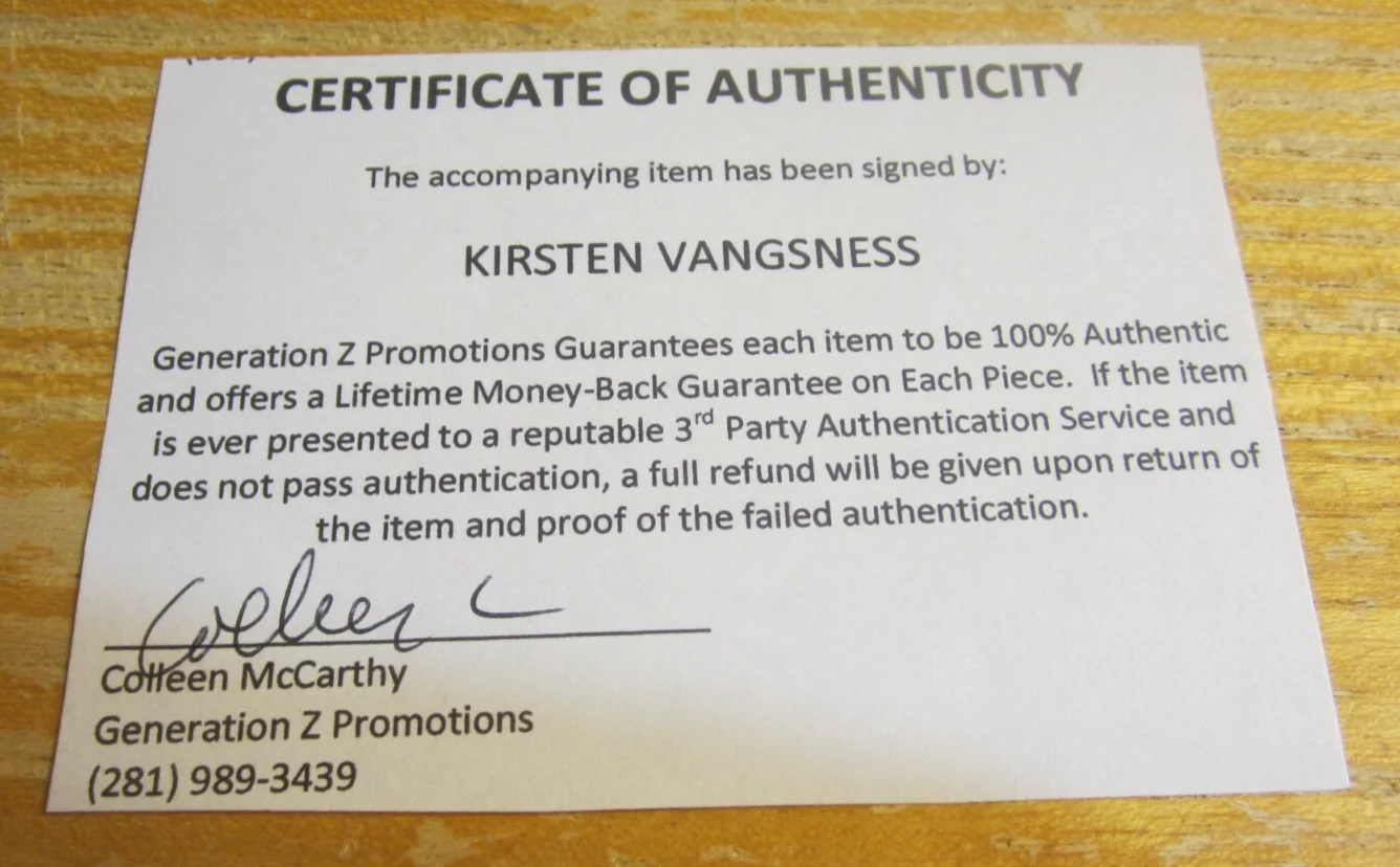 Kirsten Vangsness — Kirsten Vangsness Signed 8.5X11 Script Page "Criminal Minds" Penelope Garcia, image 3