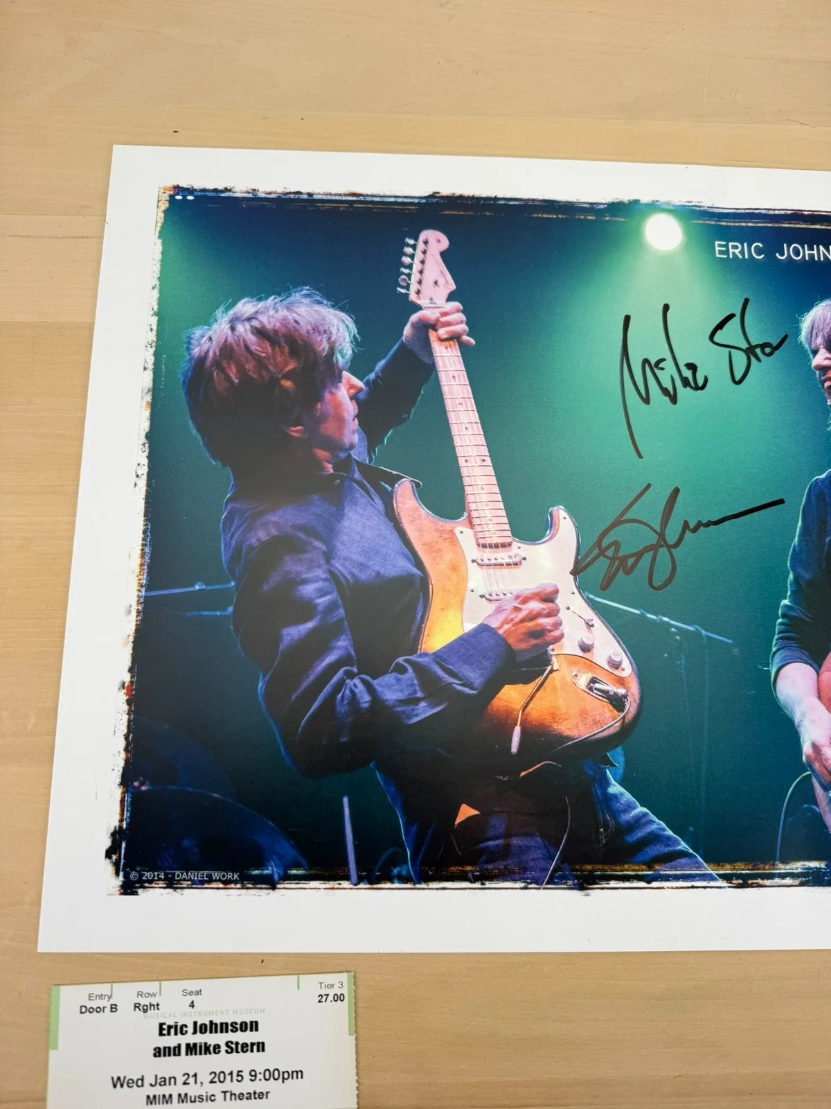 Eric Johnson Legendary Guitarist & Mike Stern Signed 18x12 Photo Autograph, image 5