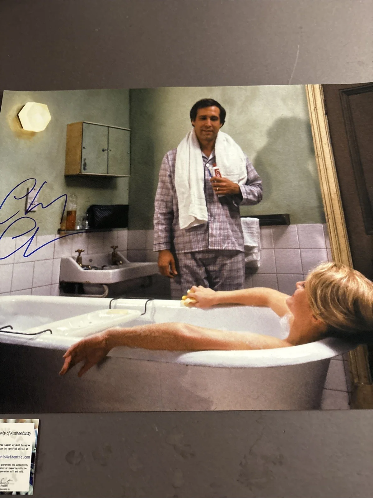 Chevy Chase — Chevy Chase Autographed Signed 16X20 Photo - Vacation - Schwartz, изображение 3