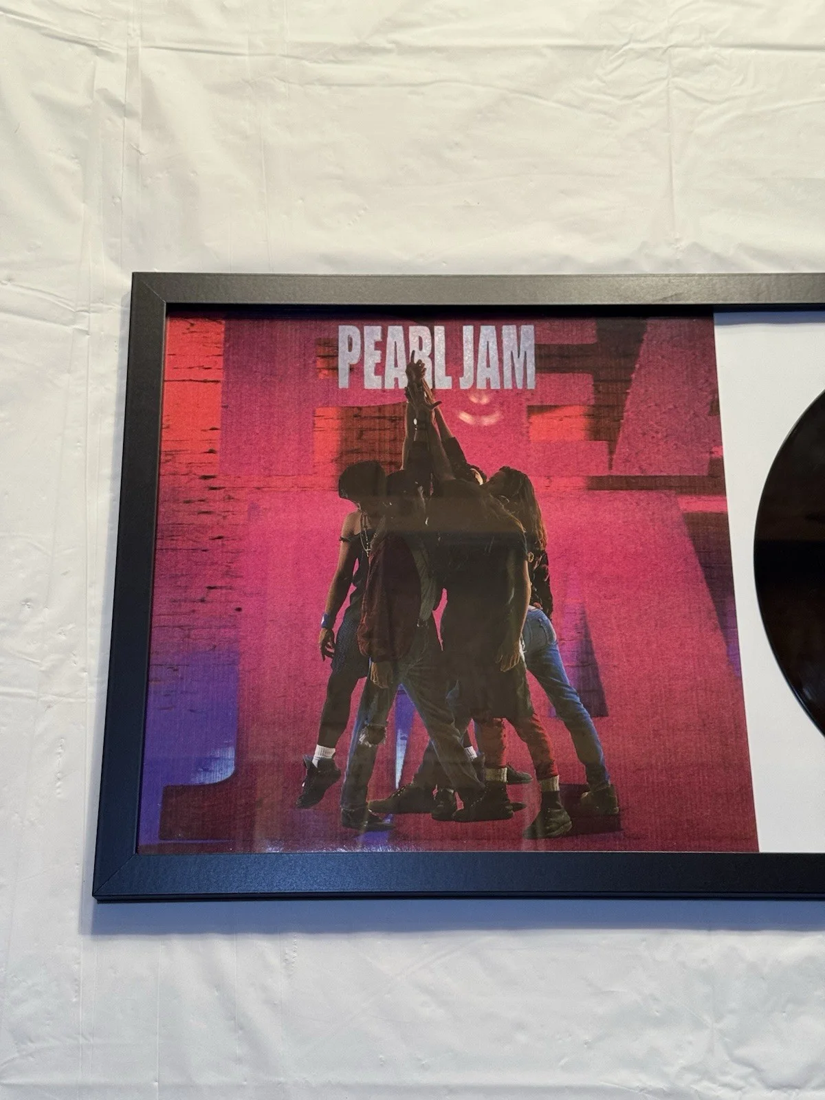 MIKE MCCREADY SIGNED AUTOGRAPH PEARL JAM TEN VINYL RECORD ALBUM FRAMED PSA COA, изображение 4