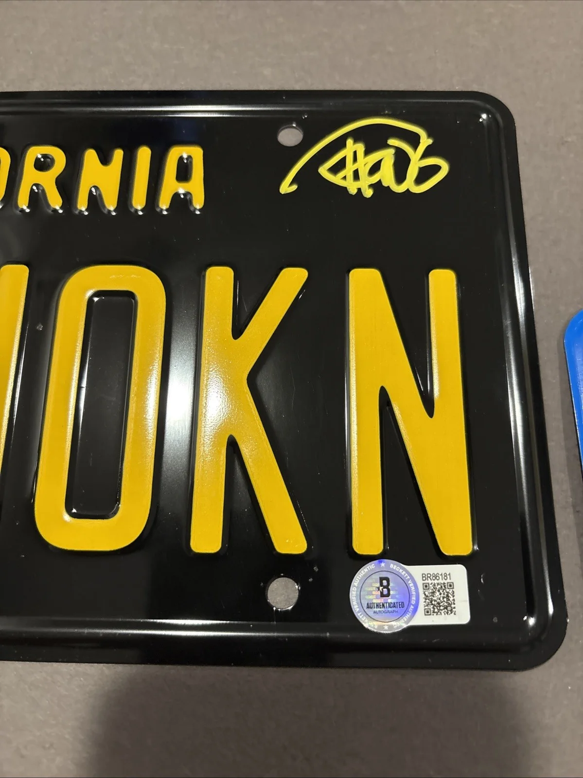 Cheech, Chong — Cheech and Chong Signed 3 License Plates -KP SMOKN & MUF DVR & YESCA-BAS/JSA, image 4