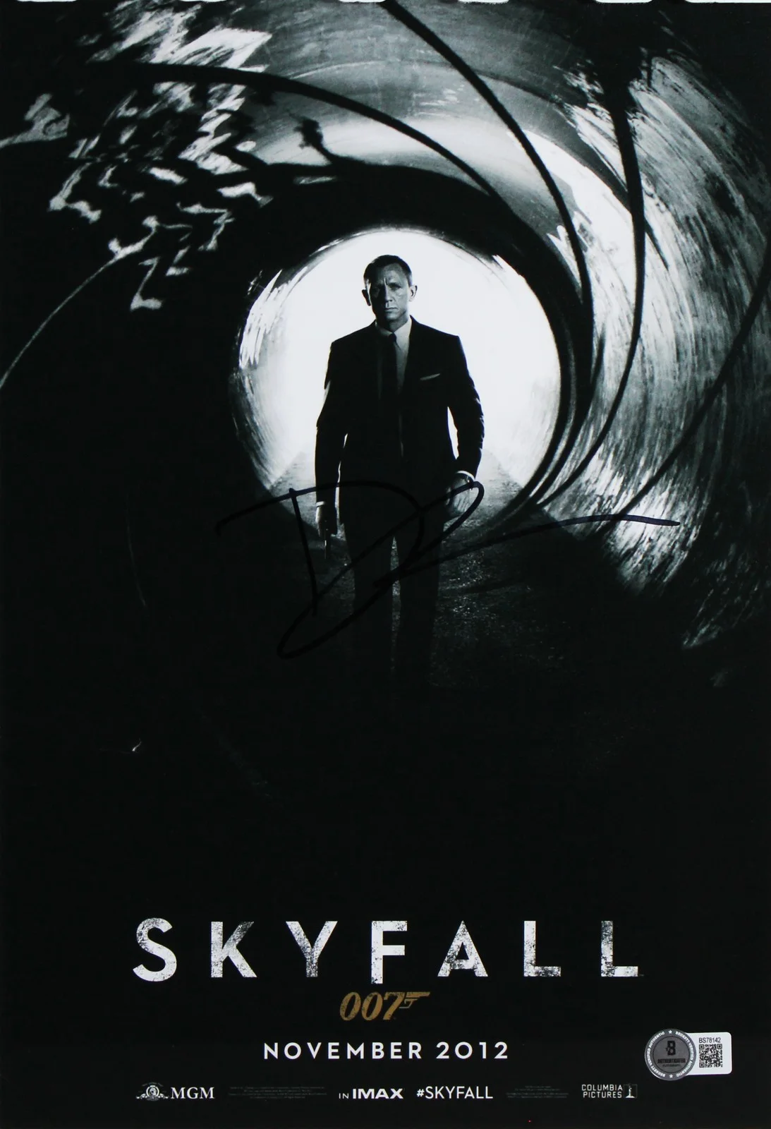 Daniel Craig — Daniel Craig Skyfall Authentic Signed 11x14 Framed Photo BAS #BS78142, image 2