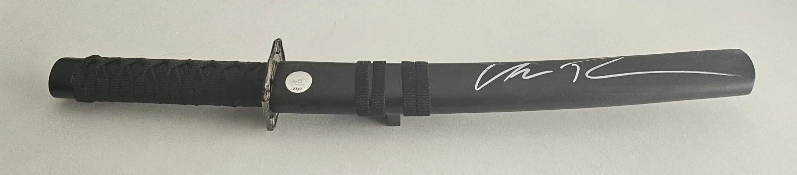 Uma Thurman — Uma Thurman Kill Bill Minature Samurai Sword Signed Autograph Movie Prop COA, image 4