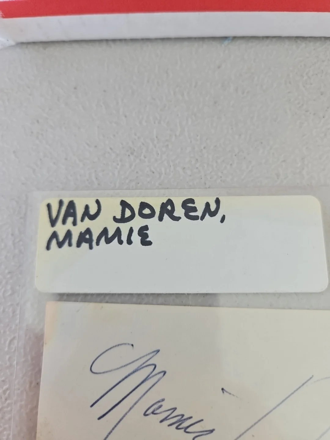 mamie van doren — Mamie Van Doren signed piece of paper. actress, image 3