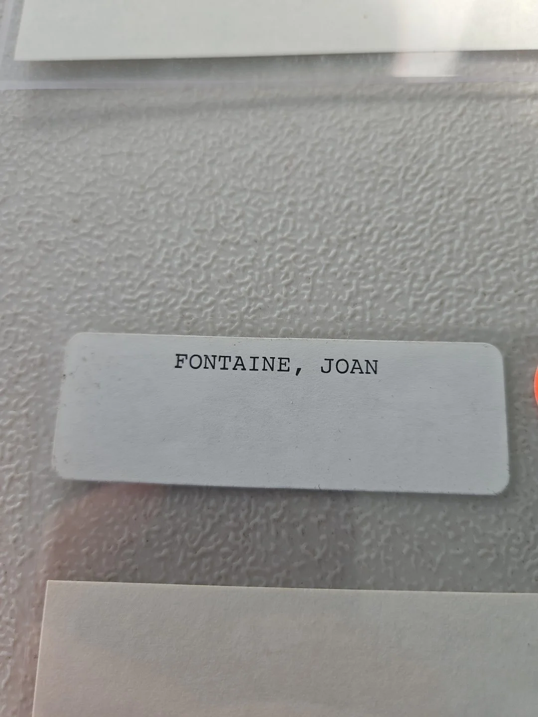 joan fontaine — Joan Fontaine signed 3x5 index card. film actress, image 3