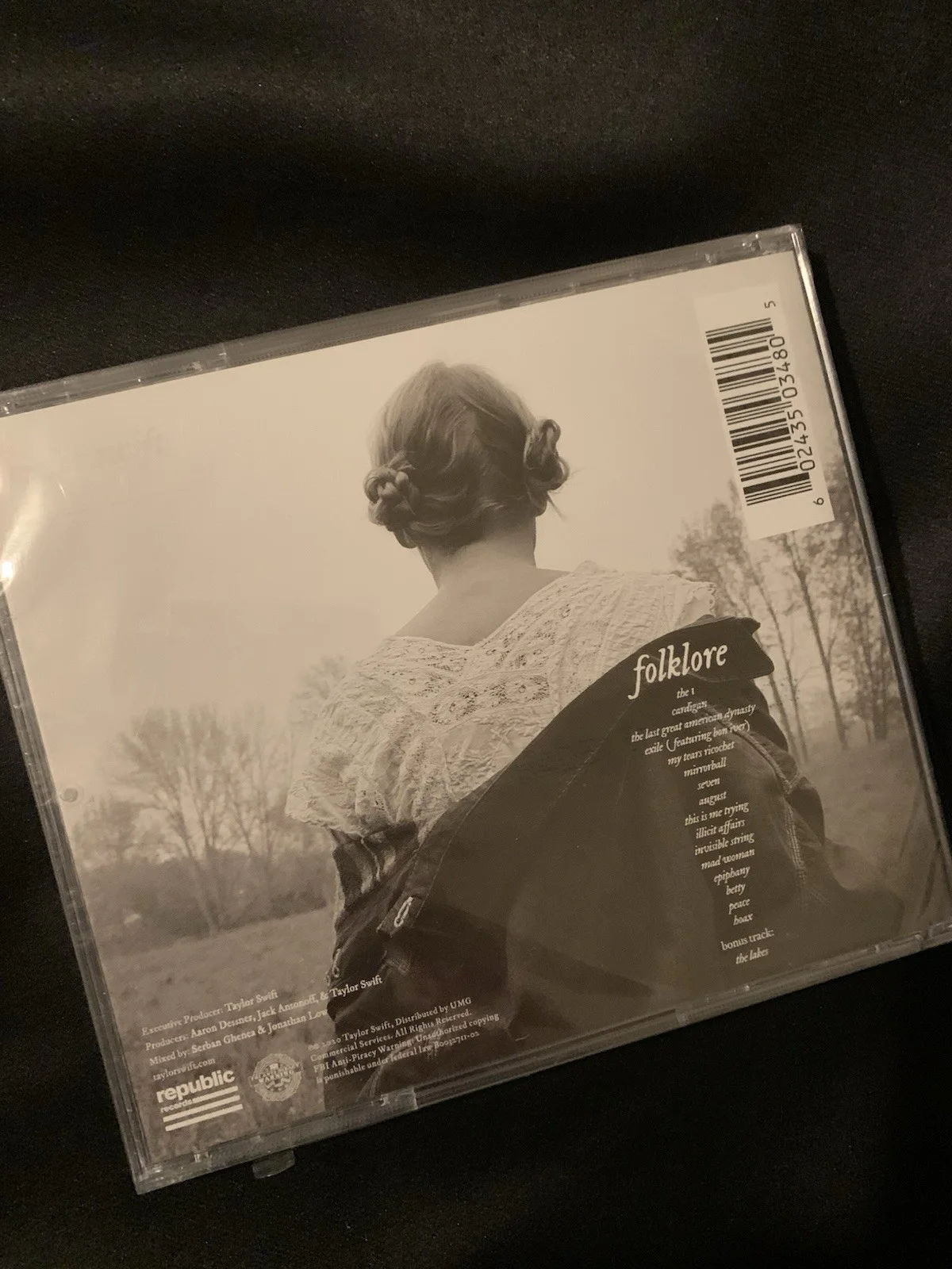 Taylor Swift Signed Folklore CD Autographed and Sealed New, image 2