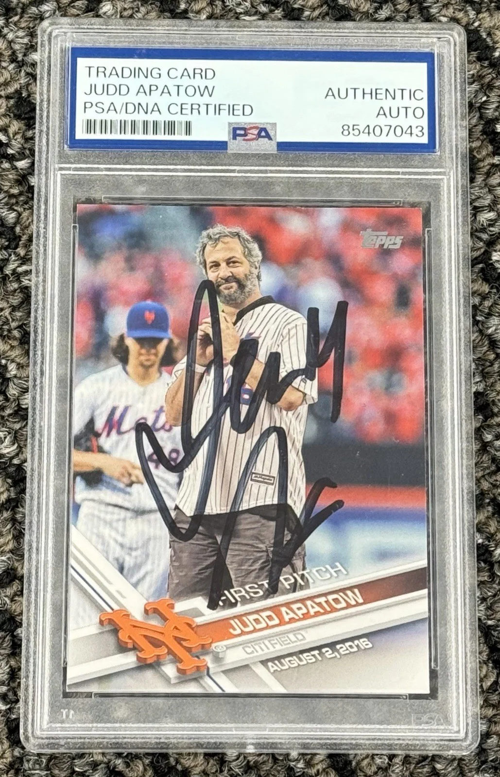 Judd Apatow — Judd Apatow Signed Autograph 2017 Topps First Pitch Trading Card PSA/DNA Encased