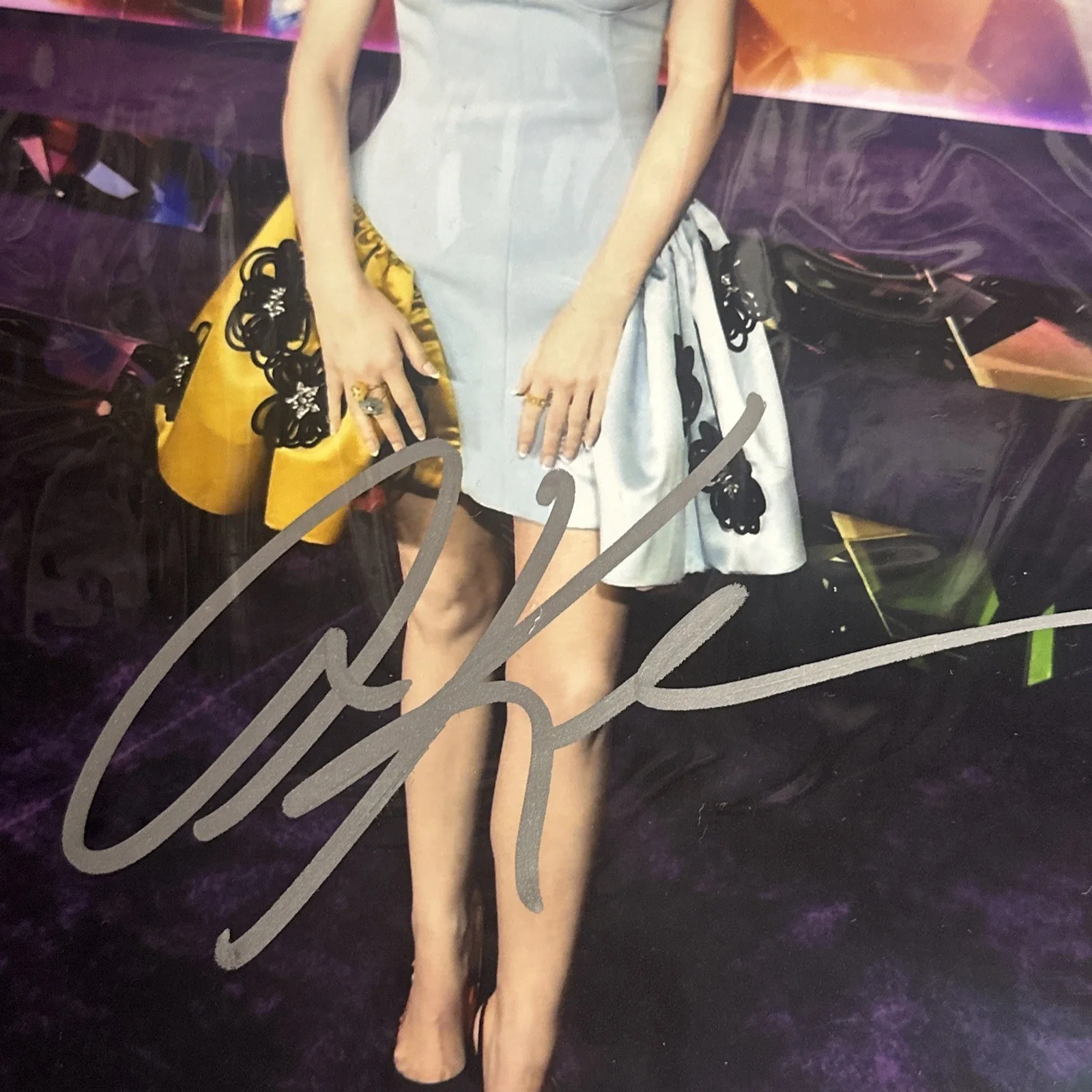 Anna Kendrick — Anna Kendrick - Signed 8x10 Photo - Mint - With COA, image 2