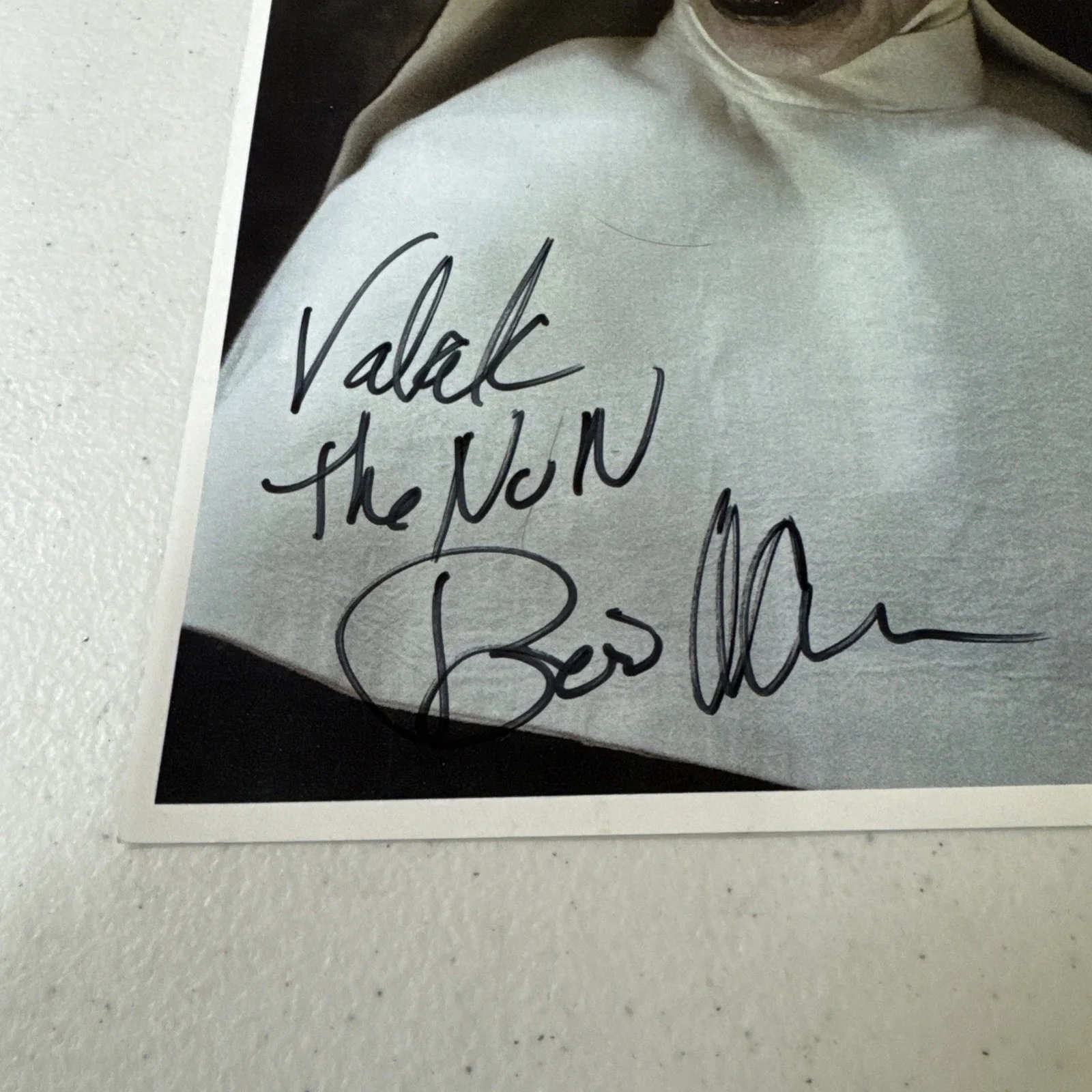 BONNIE AARONS — BONNIE AARONS SIGNED 8X10 PHOTO THE NUN HORROR AUTOGRAPH THE CONJURING, изображение 3