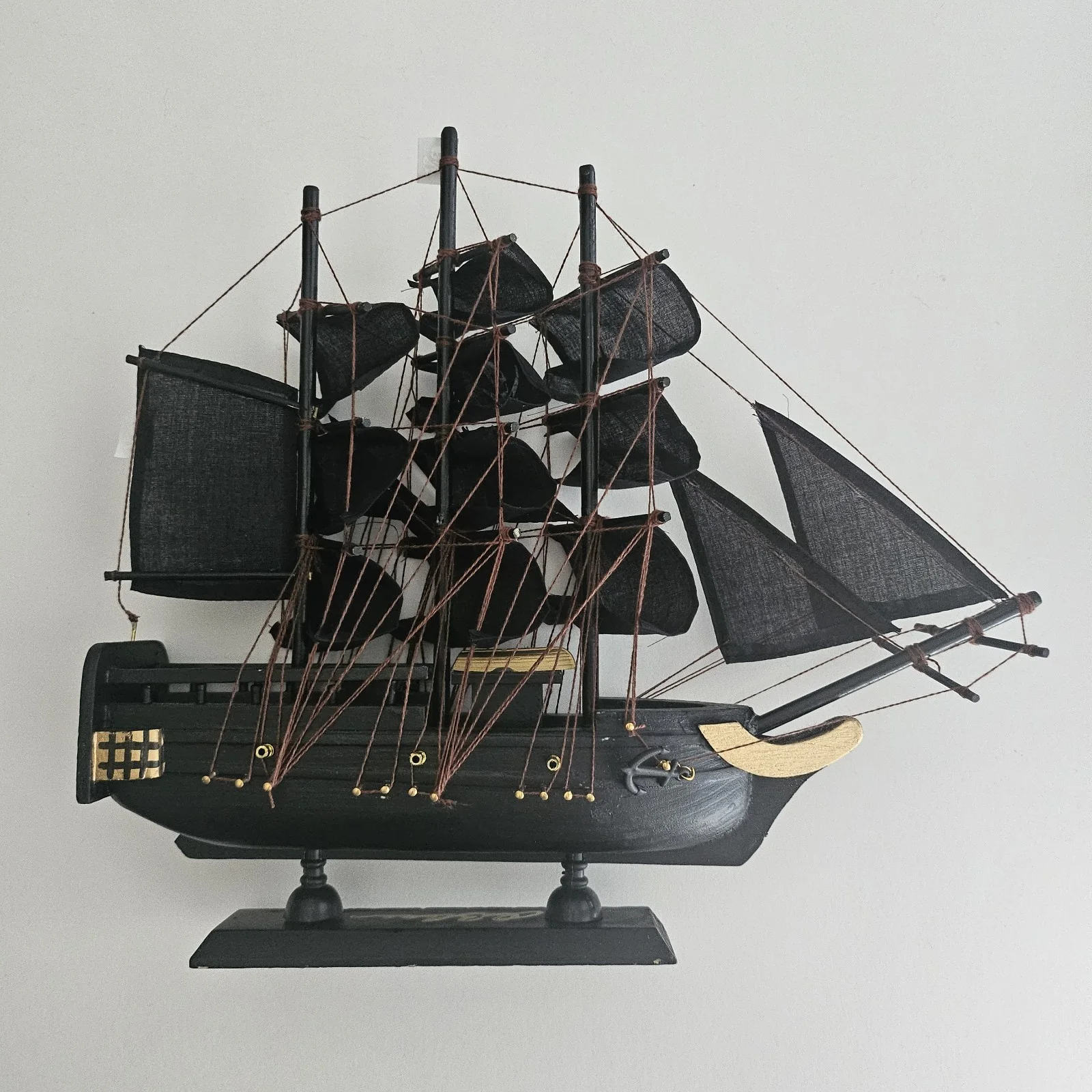 Orlando Bloom — Pirates of the Caribbean Disney Orlando Bloom Black Pearl Ship Signed Prop COA, изображение 3
