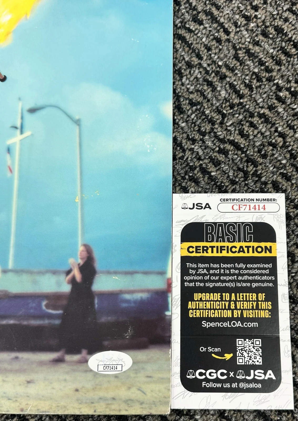 Shakira & Wyclef Jean Dual Signed Autograph Hips Don’t Lie Vinyl Album JSA COA, изображение 2