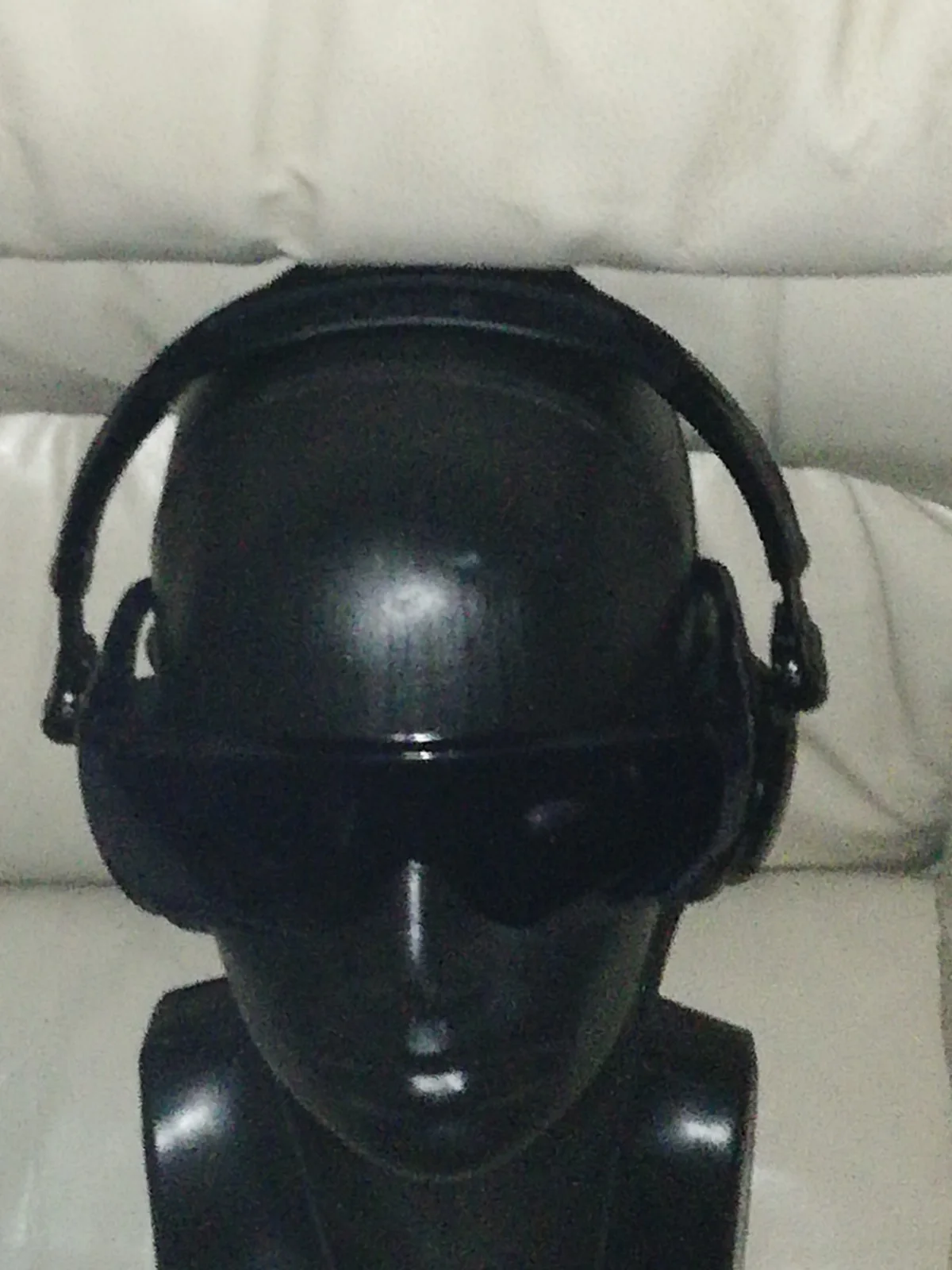 TRON DAFT PUNK DJ DARK BLUE DJ SUN GLASSES AND CASE COLLECTABLE LEGACY, изображение 3
