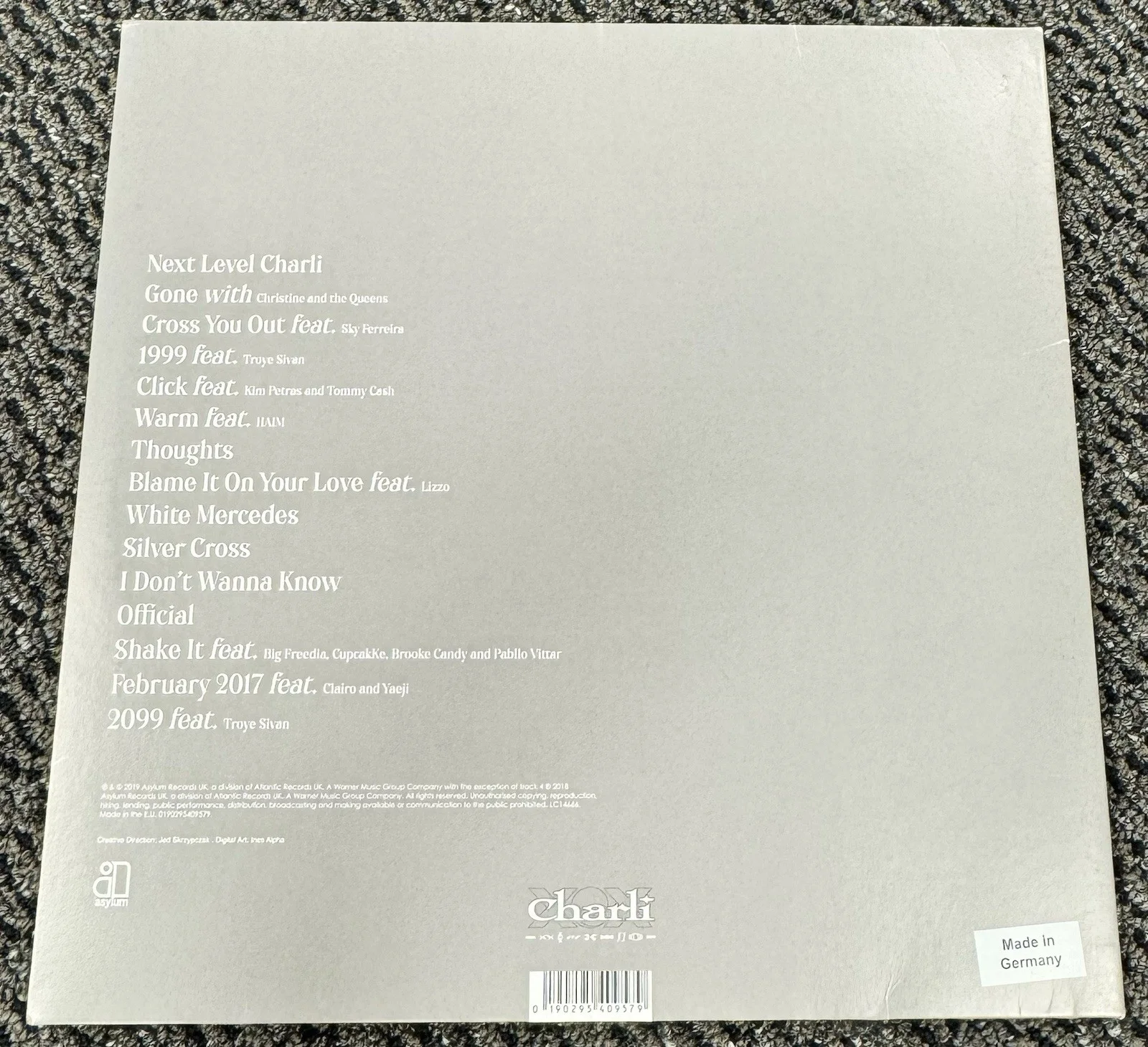 CHARLI XCX Signed Autograph Charli Self-Titled Vinyl Album Record LP JSA COA, изображение 3