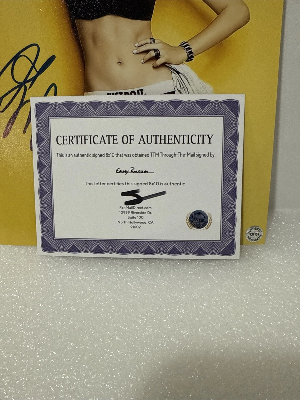actress — Emmy Rossum (Actress) signed Autographed 8x10 photo - AUTO COA, изображение 2