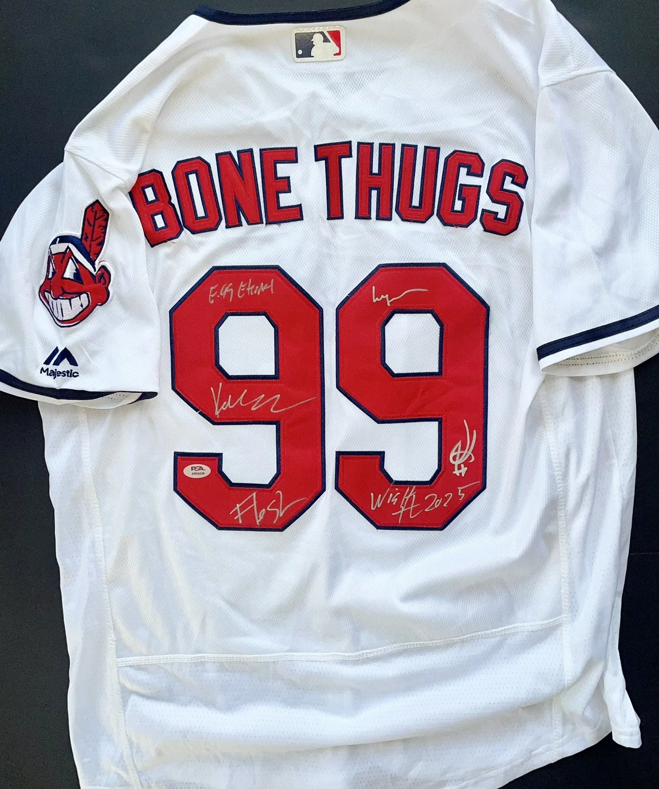 Bone Thugs N Harmony Signed Cleveland Indians Jersey Psa All 5 Bizzy Layzie, изображение 2