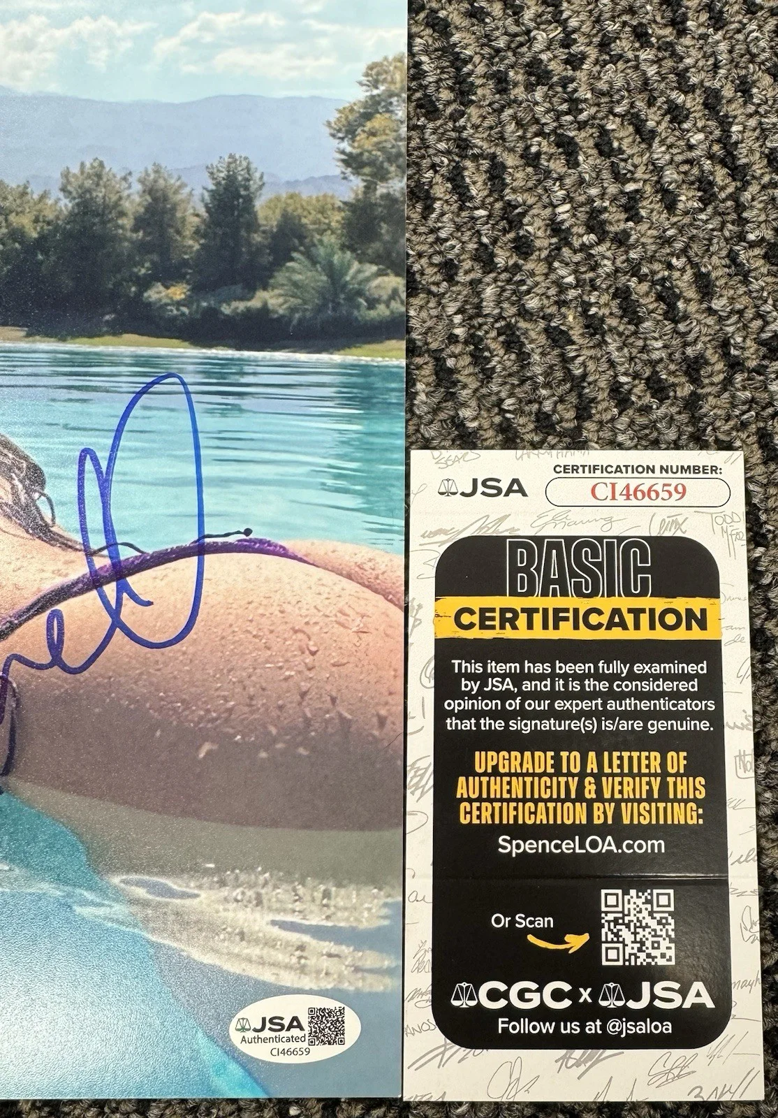 Addison Rae Signed Autographed 11x14 Photo JSA COA Authentic, image 2