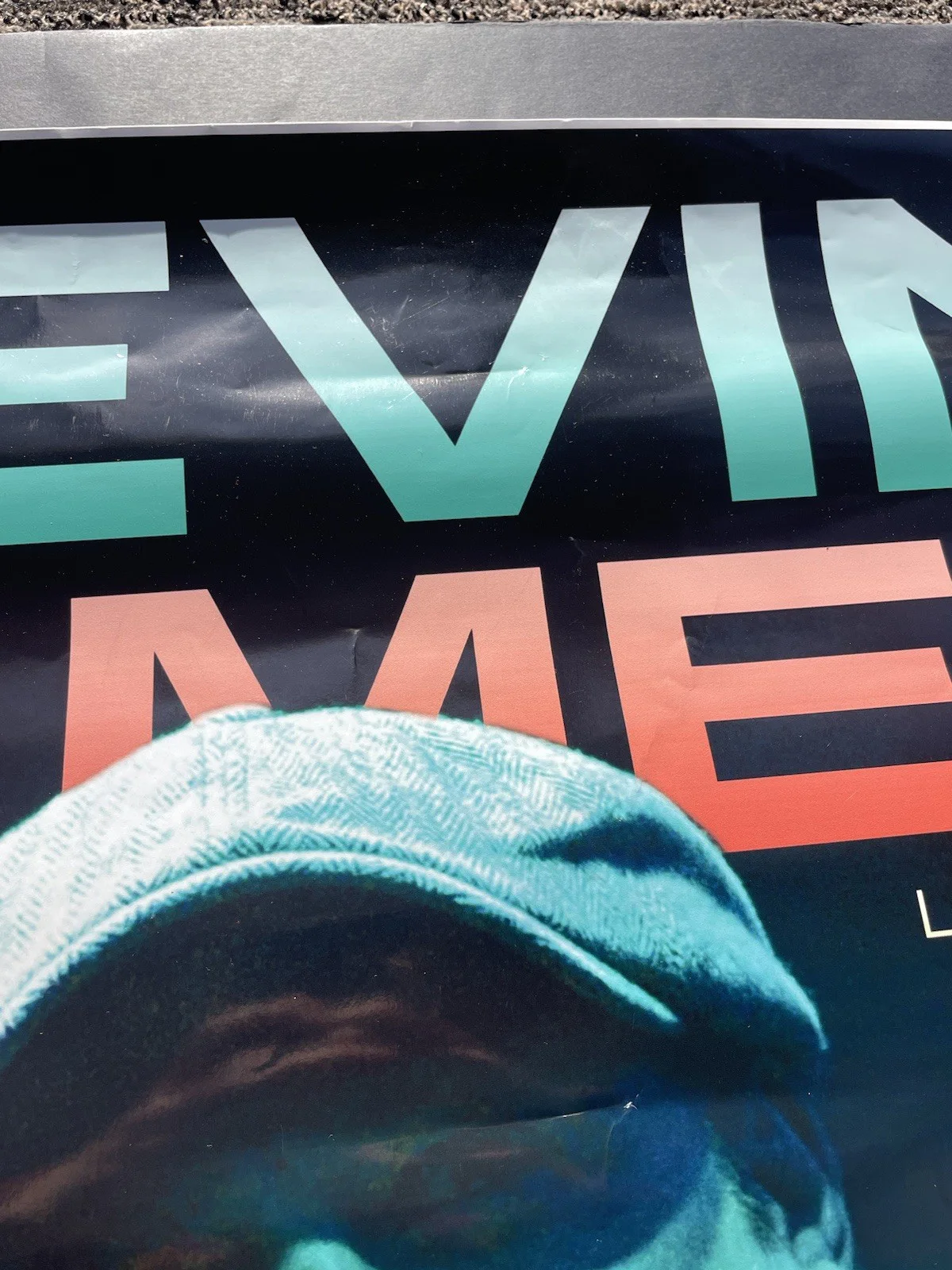 Kevin James — Kevin James Signed Autographed 24x36 Live On Tour Poster Mall Cop Psa/Dna Coa, изображение 4