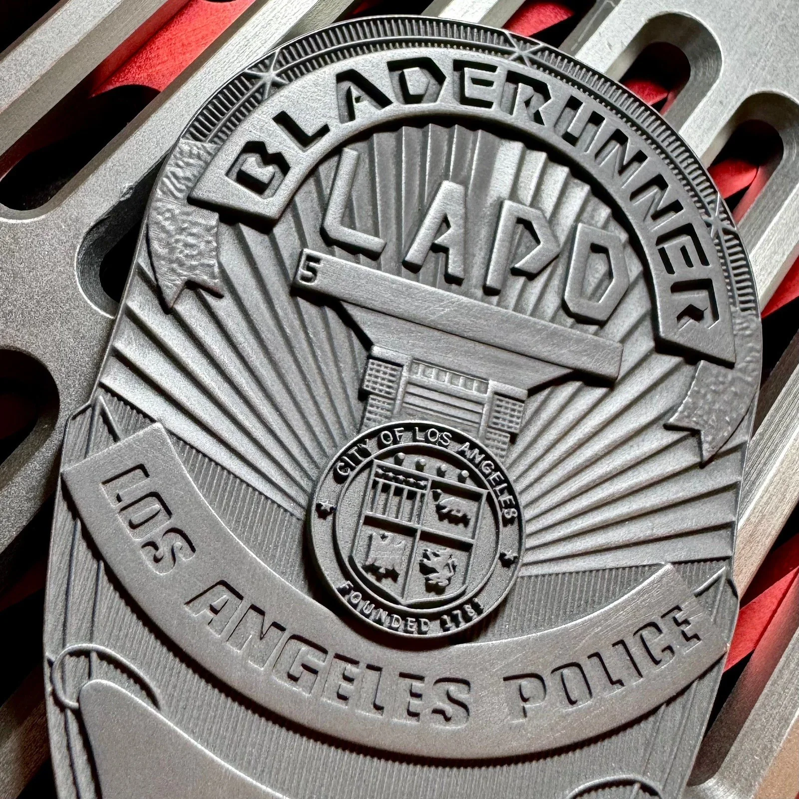 Cold Cast Bladerunner 2049 Resin Badge Fanmade Replica, image 3