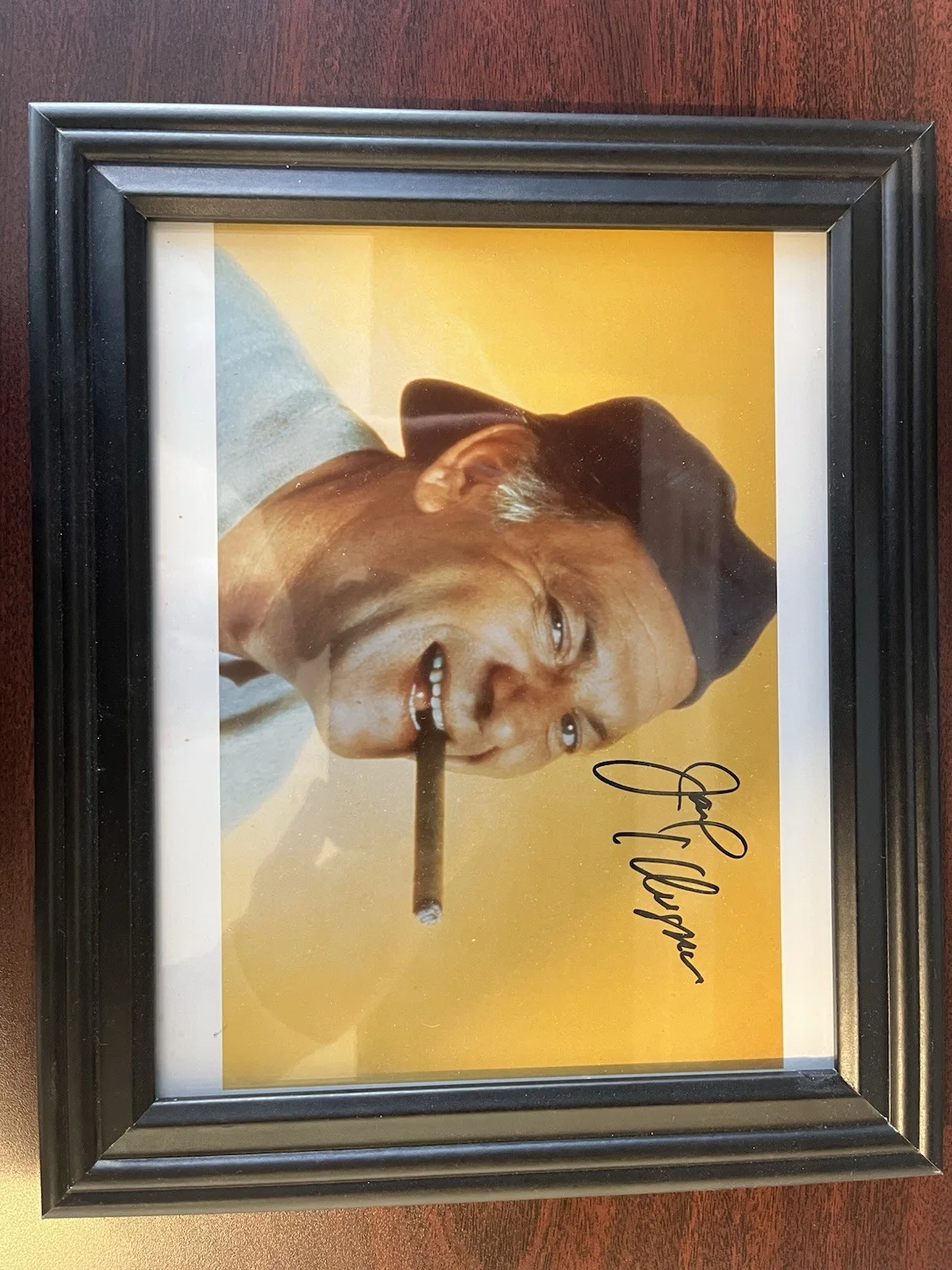 Jack Klugman — JACK KLUGMAN Signed Autographed 8x10 THE ODD COUPLE OSCAR MADISON Framed Photo, изображение 2