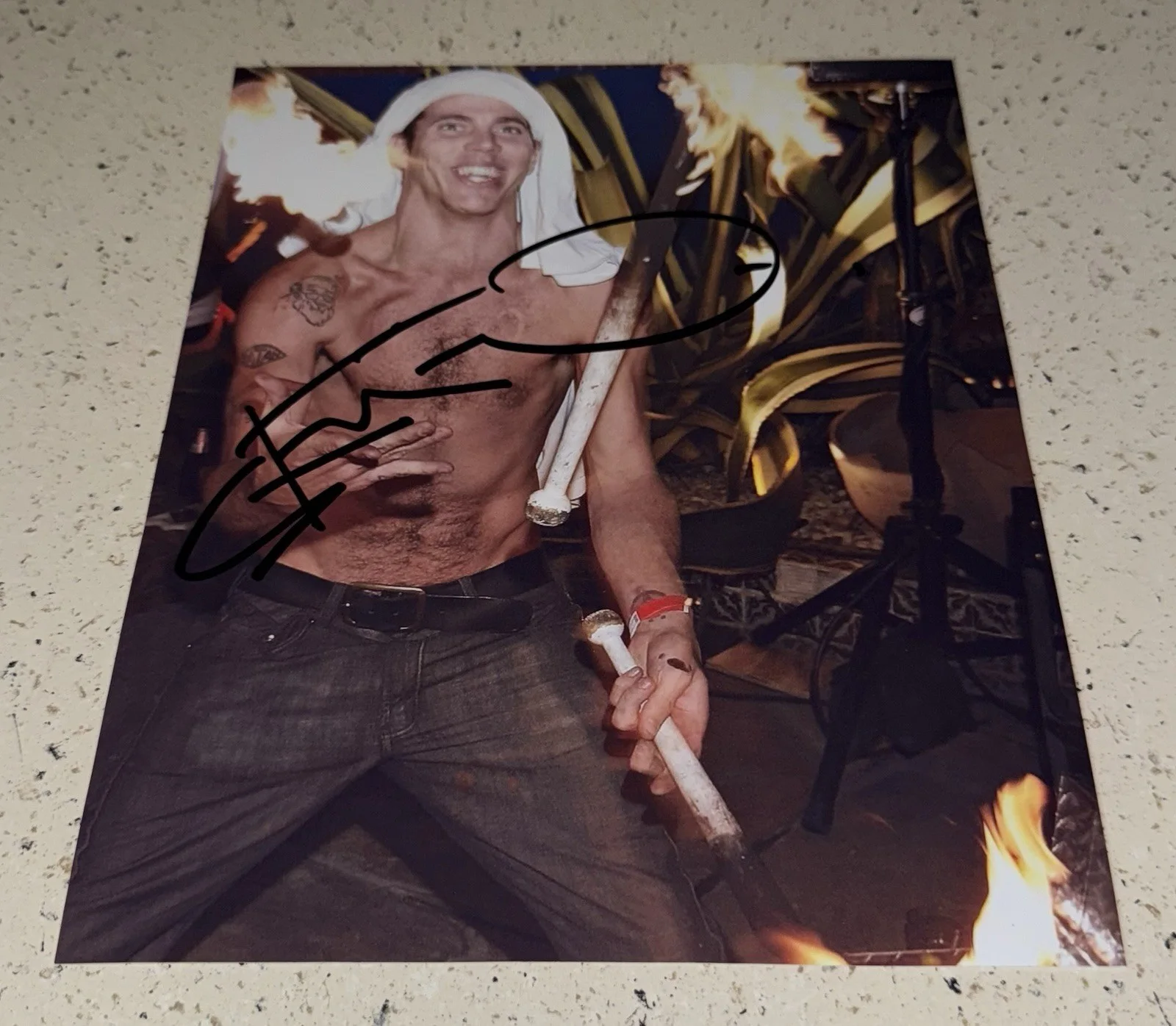 Steve-O — STEVE-O SIGNED 8X10 PHOTO JACKASS STUNT COMEDIAN FUNNY COMEDY AUTOGRAPH