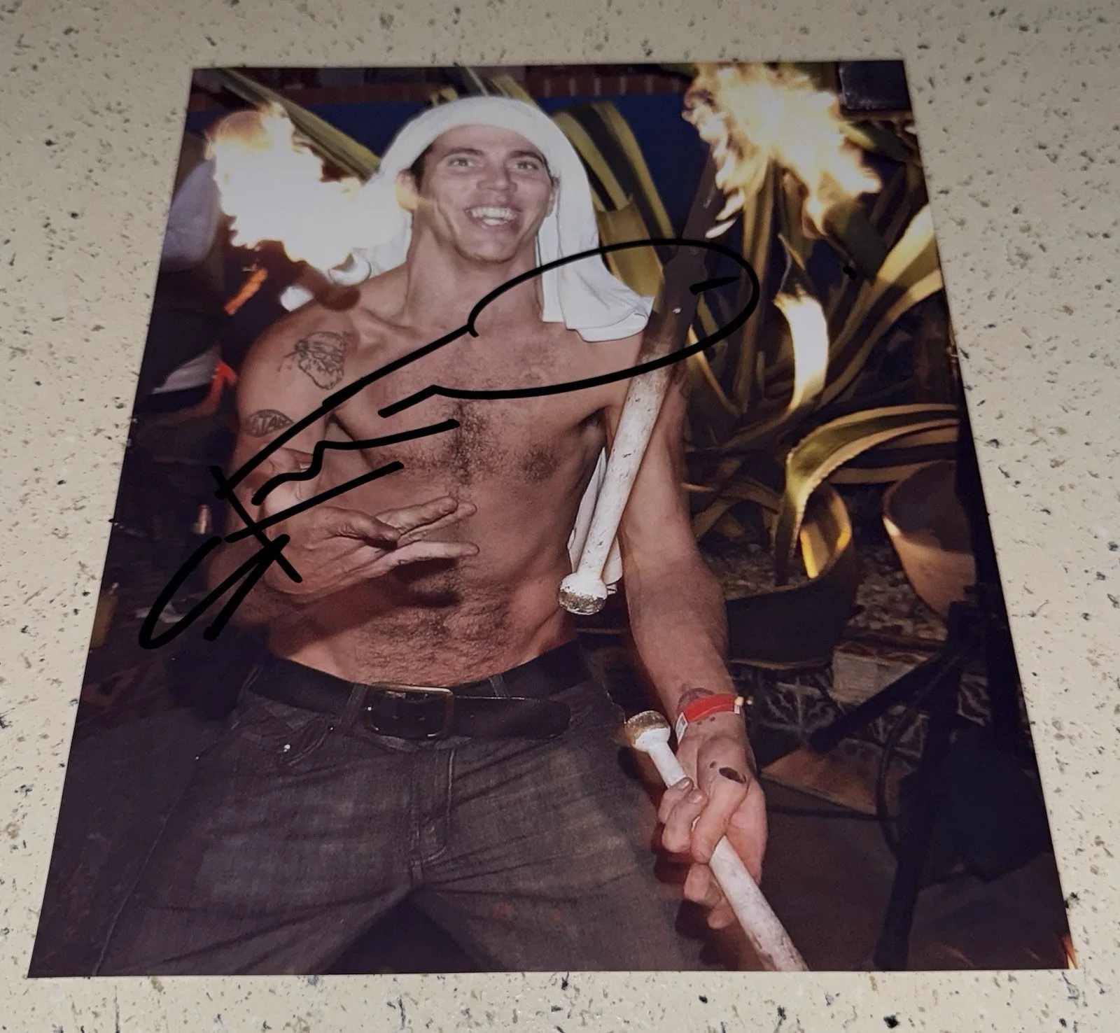 Steve-O — STEVE-O SIGNED 8X10 PHOTO JACKASS STUNT COMEDIAN FUNNY COMEDY AUTOGRAPH