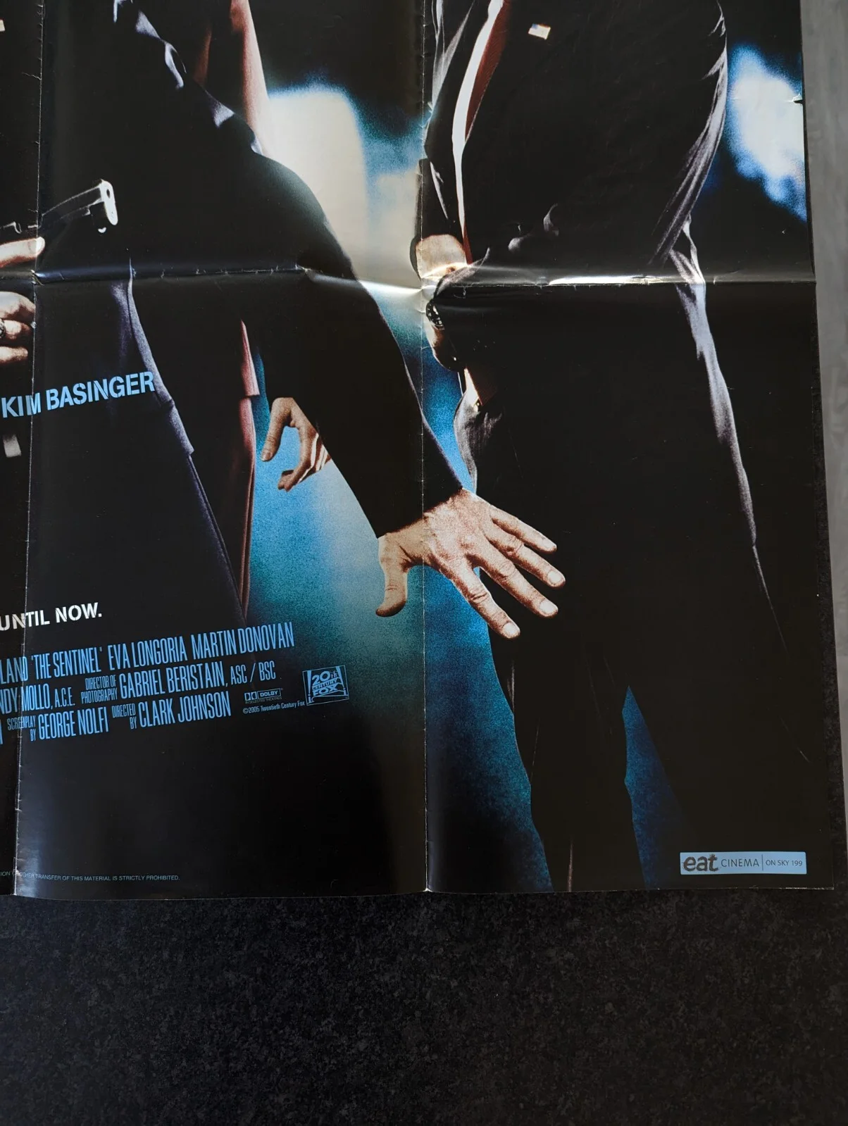 THE SENTINEL UK QUAD (30"x 40") ORIGINAL VINTAGE CINEMA POSTER 2006, изображение 4