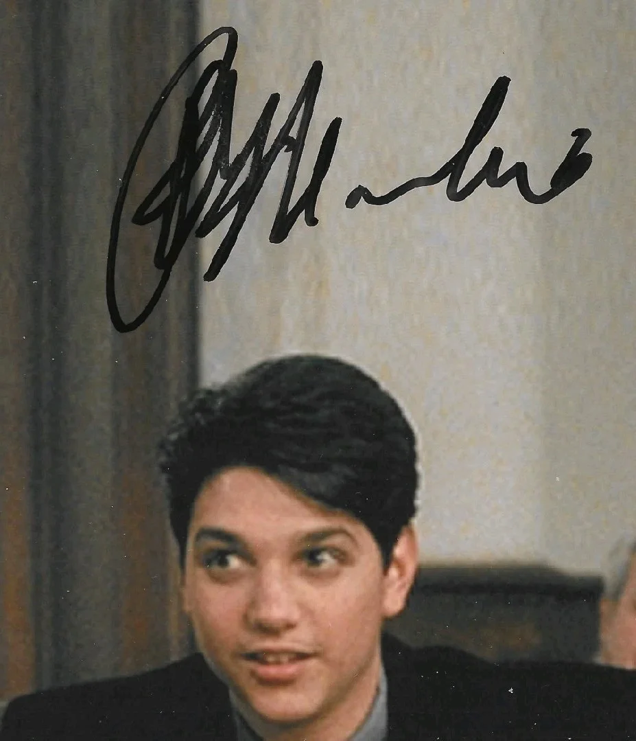 Ralph Macchio — Ralph Macchio Autographed 8x10 My Cousin Vinny Photo - JSA Authentication, изображение 2