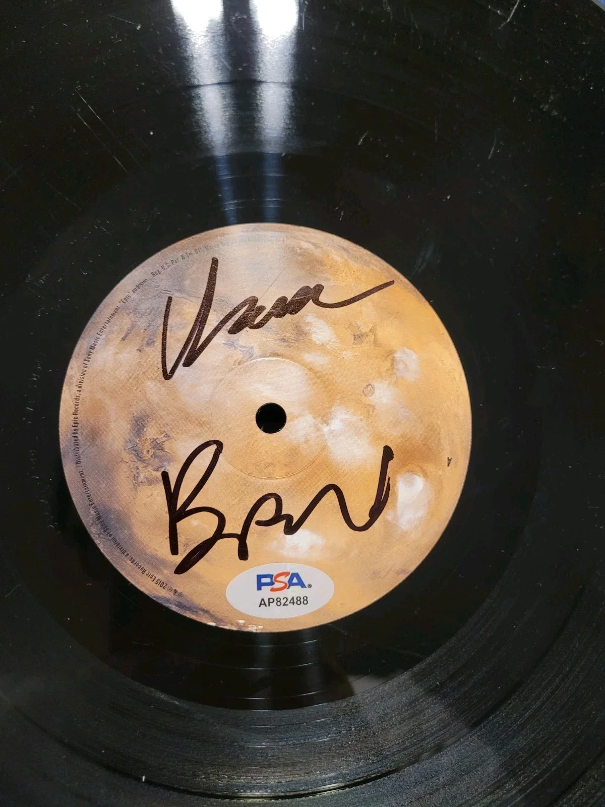 Isaac Brock Modest Mouse Signed autograph Lp Vinyl PSA COA Good News Float On, изображение 2