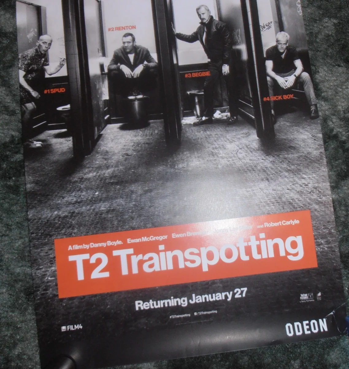 TRAINSPOTTING 2 EWAN McGREGOR 2017 ROLLED ORIGINAL ODEON MINI FILM POSTER VG+, image 2